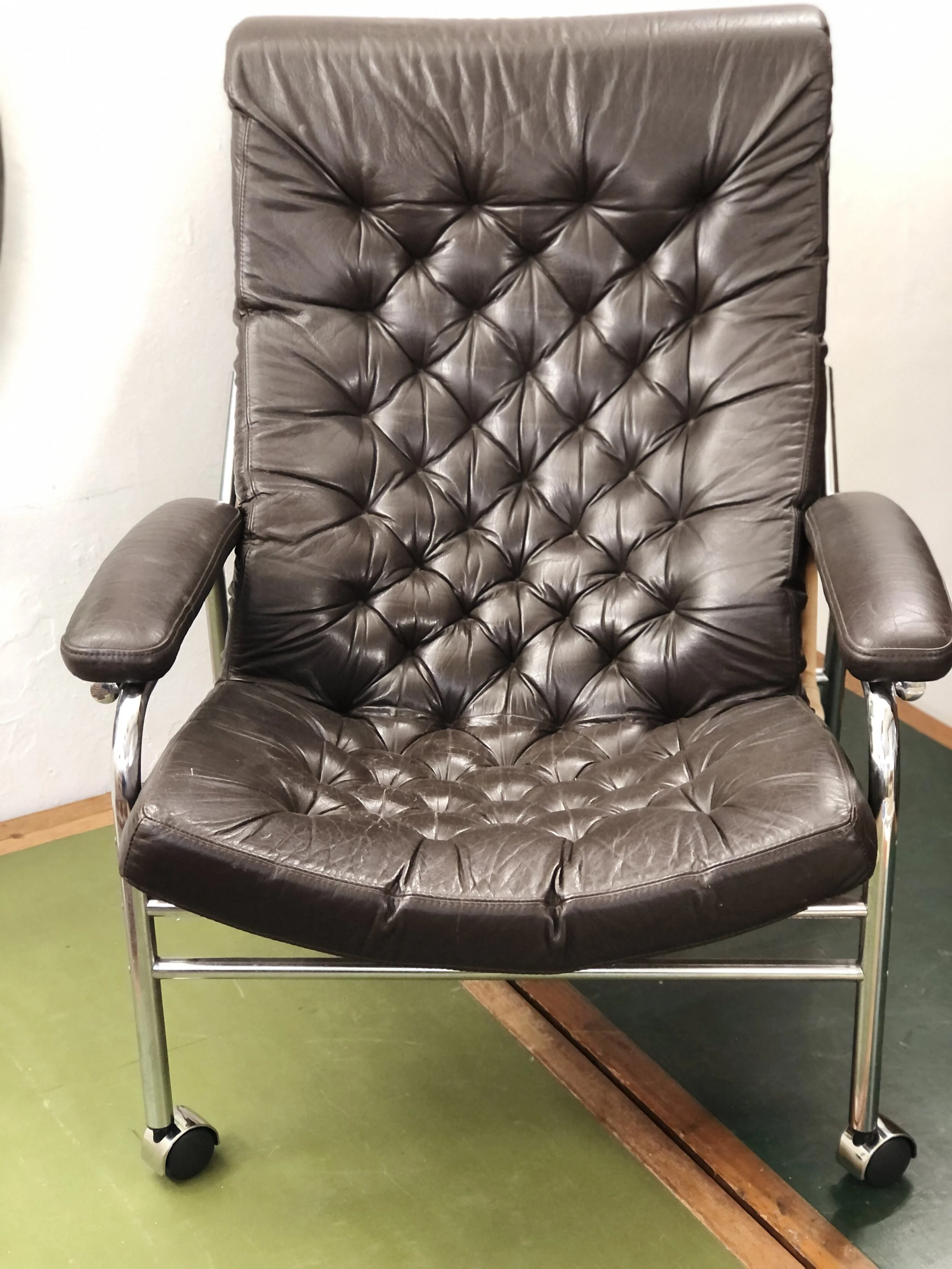 Noboru Nakamura Bore Leather Chair with Footstool