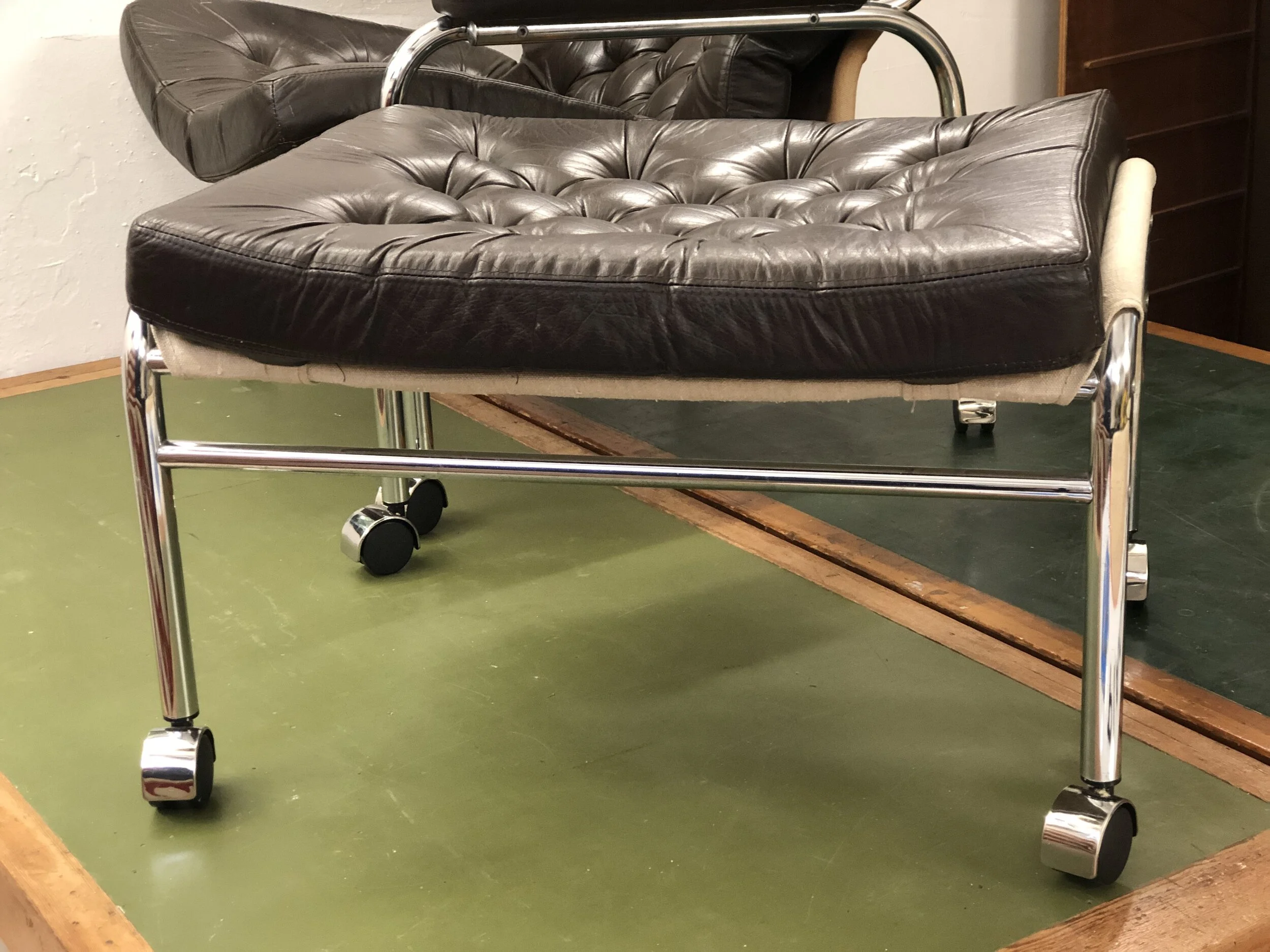 Noboru Nakamura Bore Leather Chair with Footstool