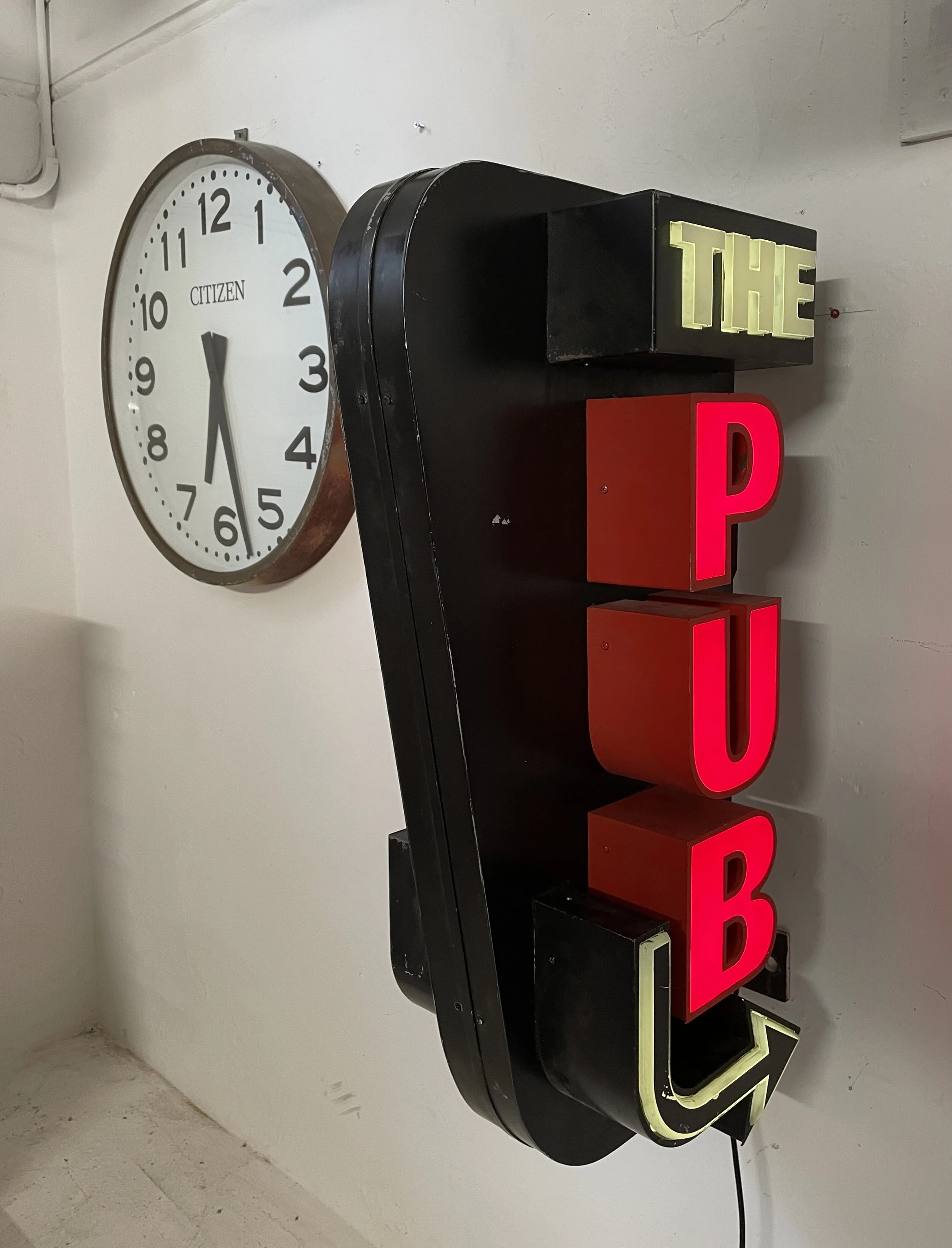 Original Neon Pub Sign