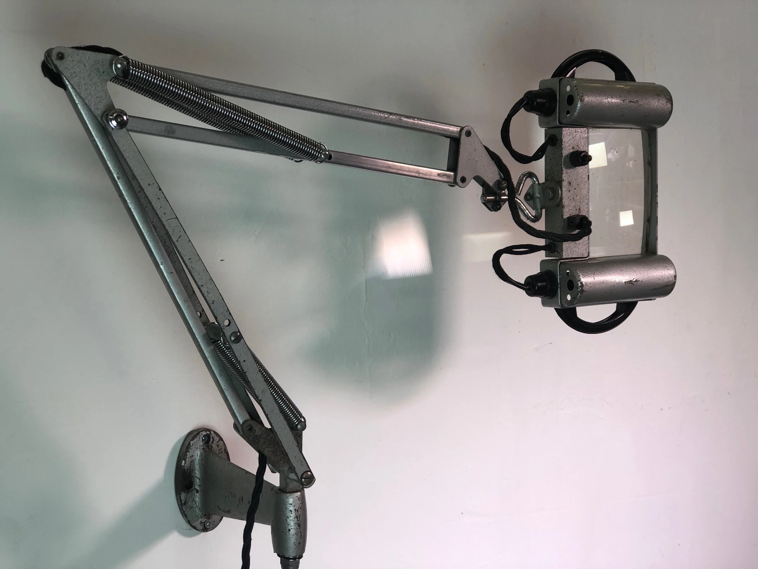 Herbert Terry 1431 Magnifying Lamp 1940s