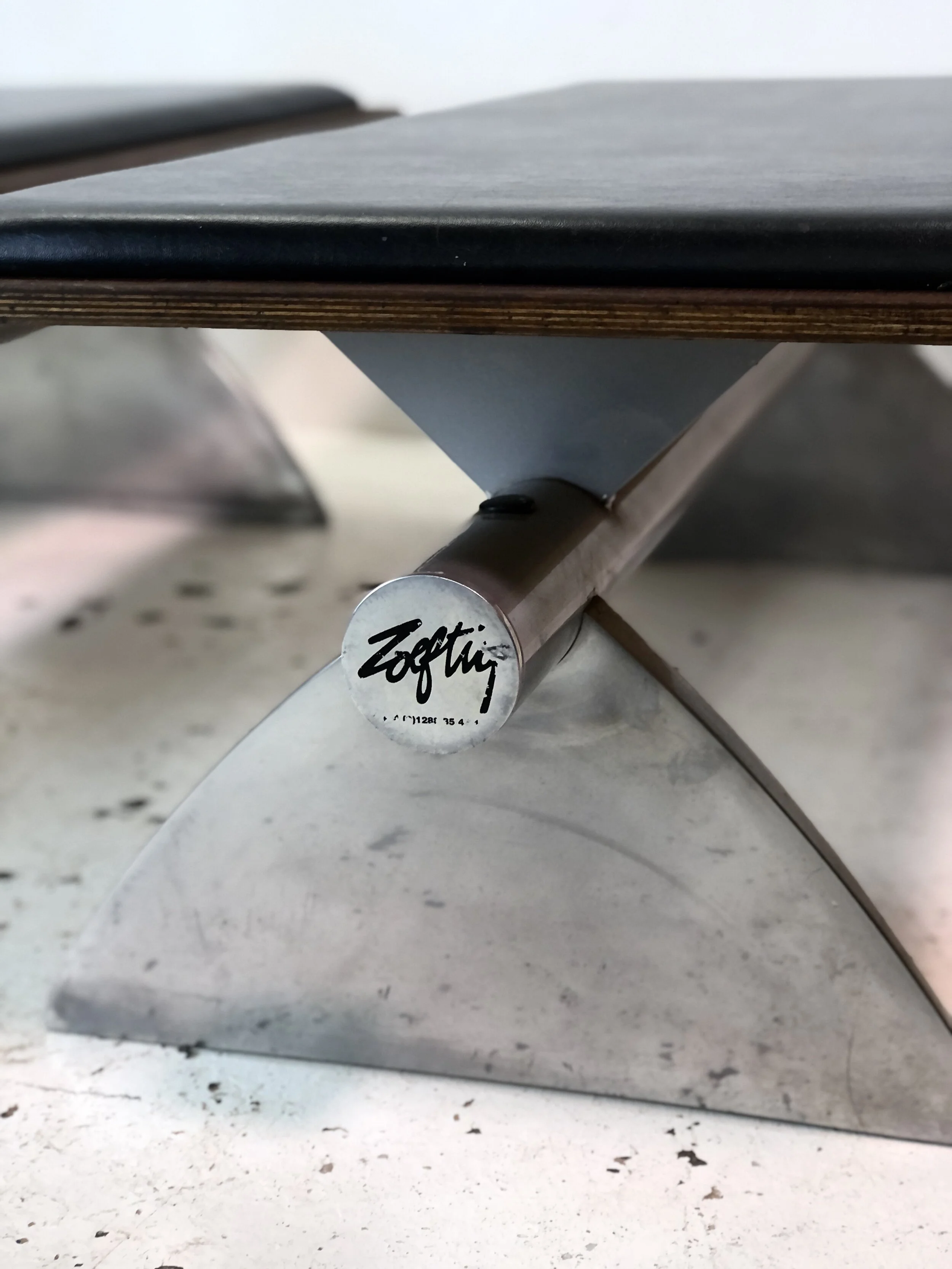 Zoeftig Zenky Vintage Airport Bench