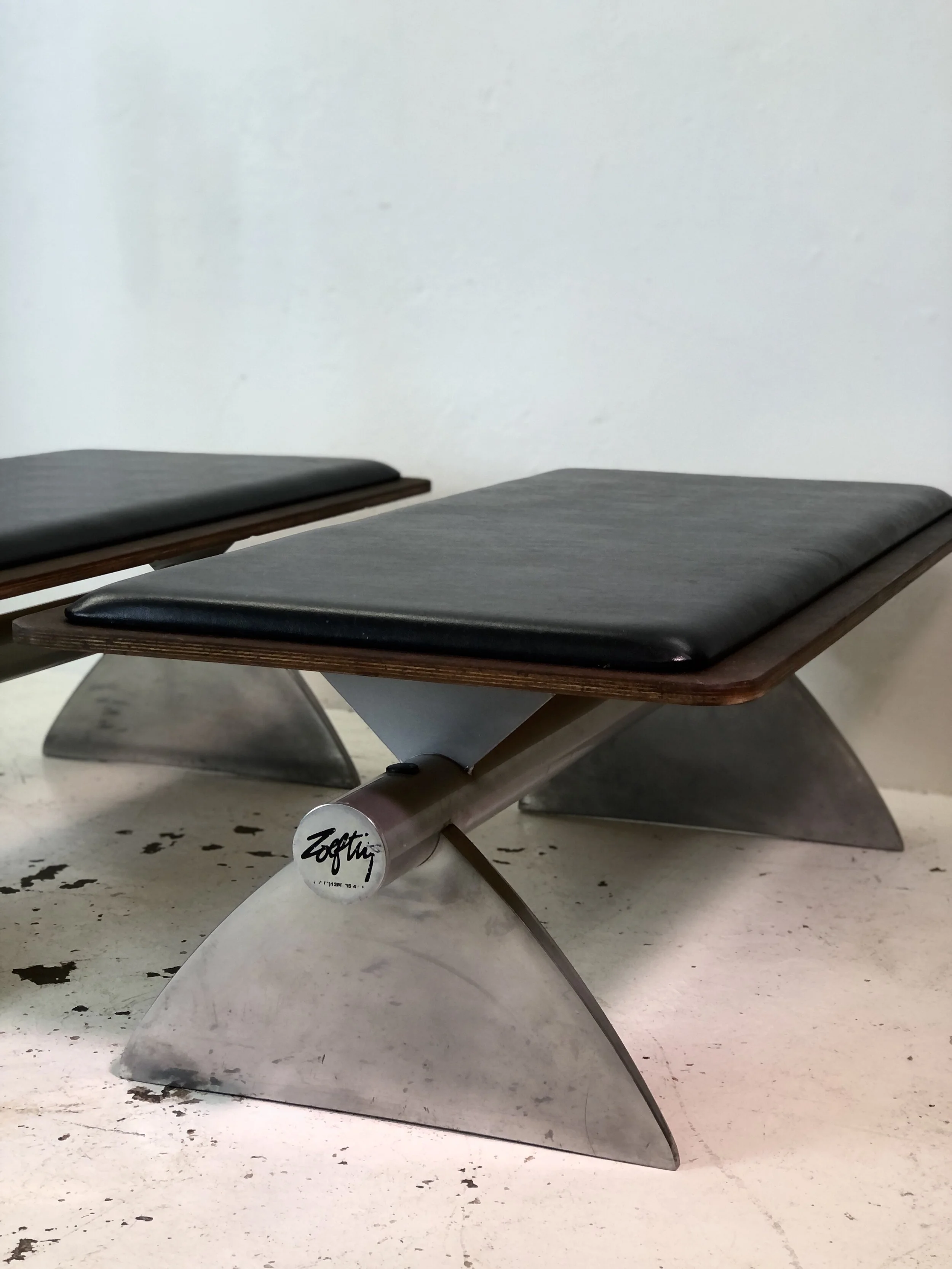 Zoeftig Zenky Vintage Airport Bench