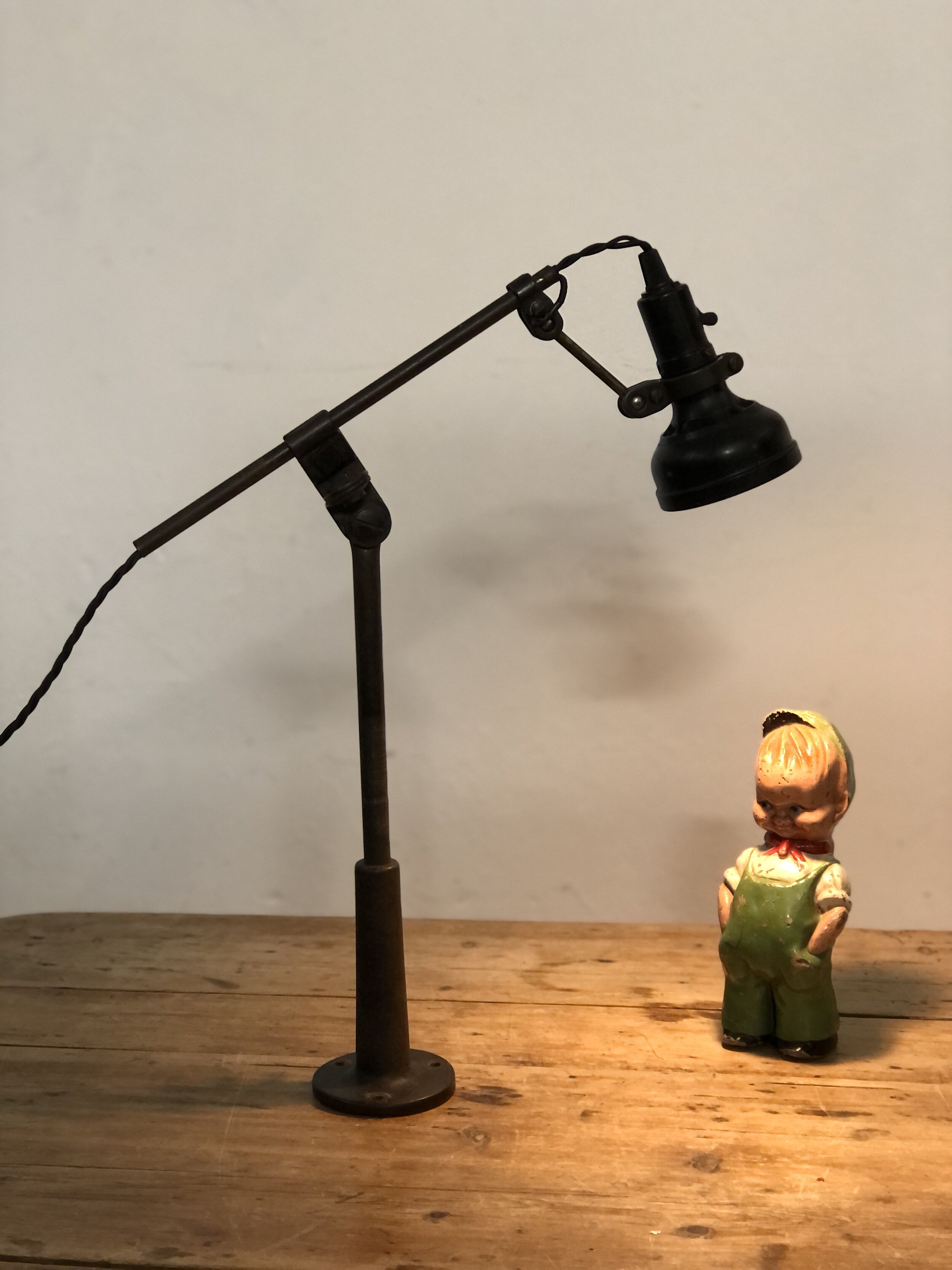 Singer slf-2 Task Lamp