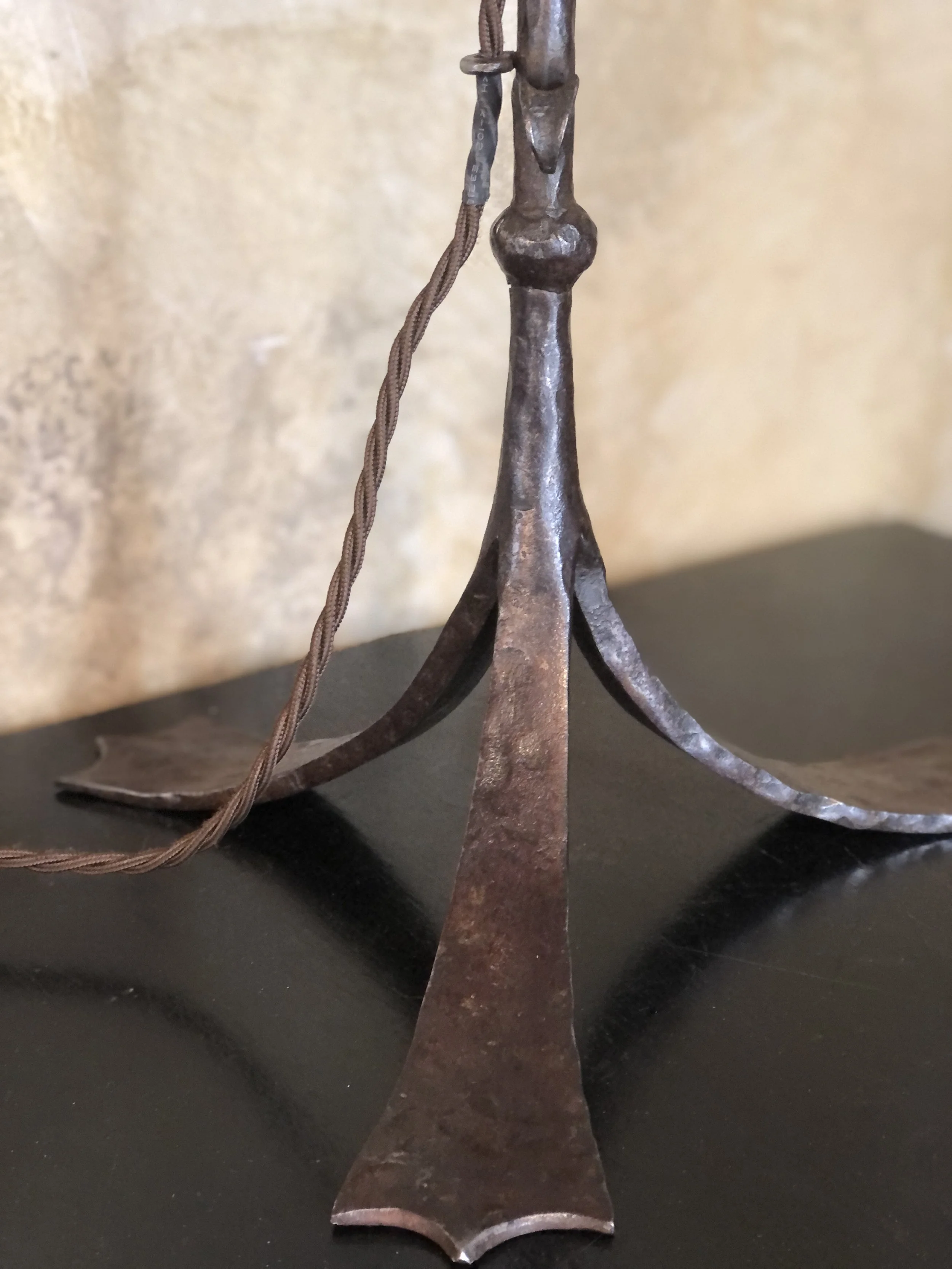 Arts and Crafts Table Lamp