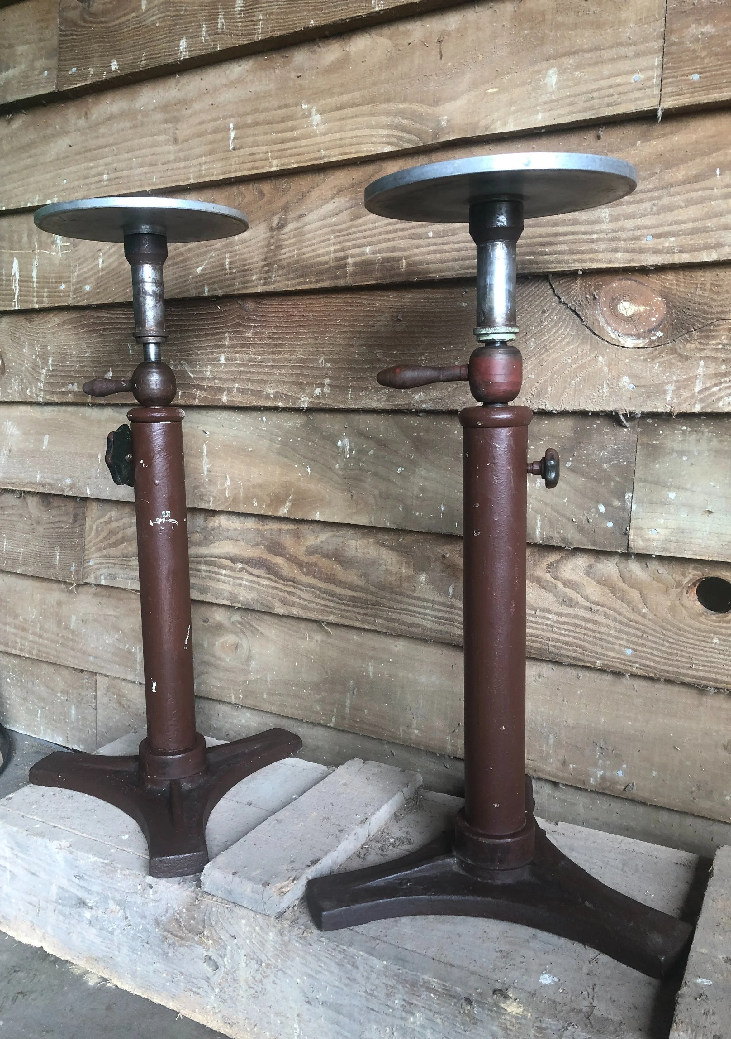 Sculptors Stand
