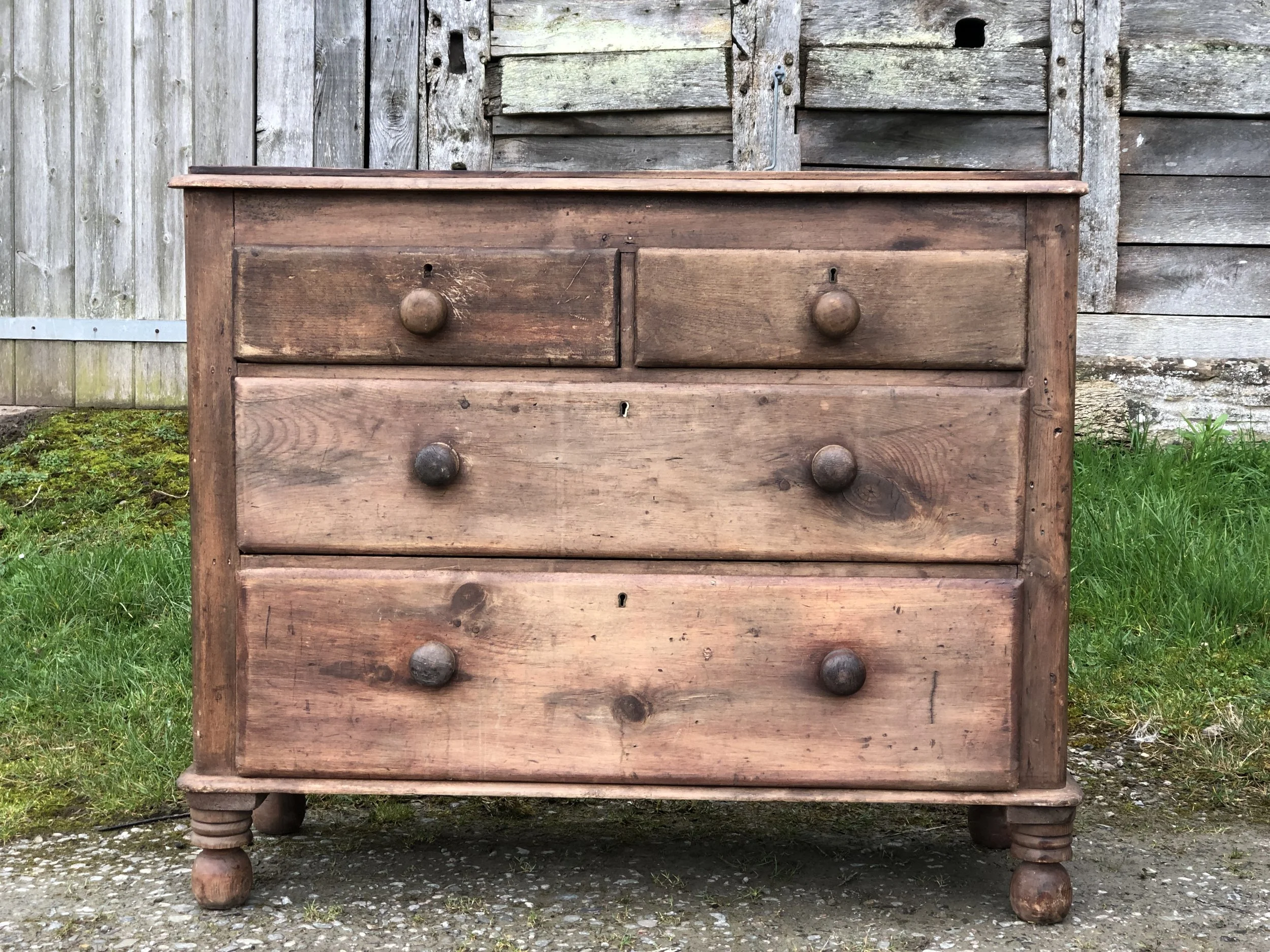 English 19th Century Chest of Drawers
