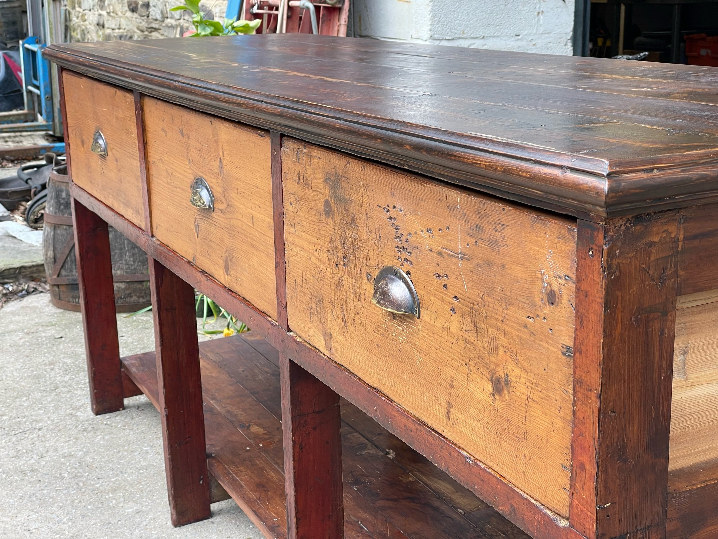 Victorian Free Standing Kitchen Counter