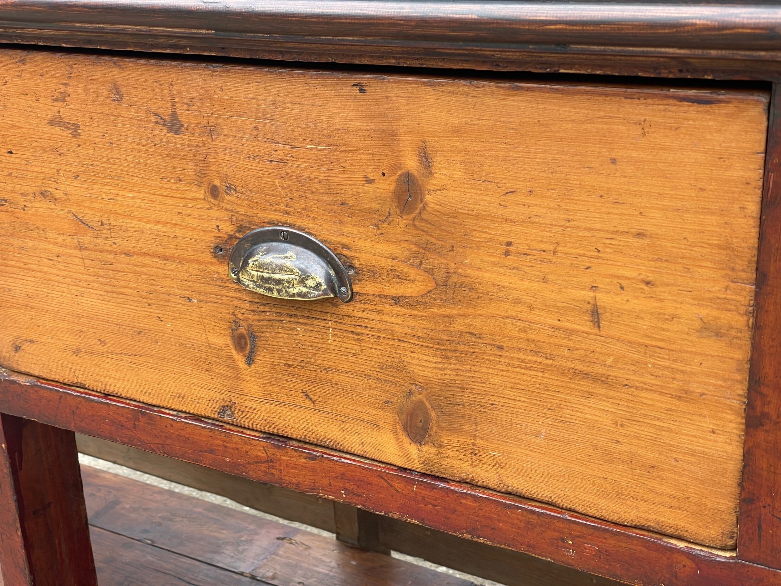 Victorian Free Standing Kitchen Counter