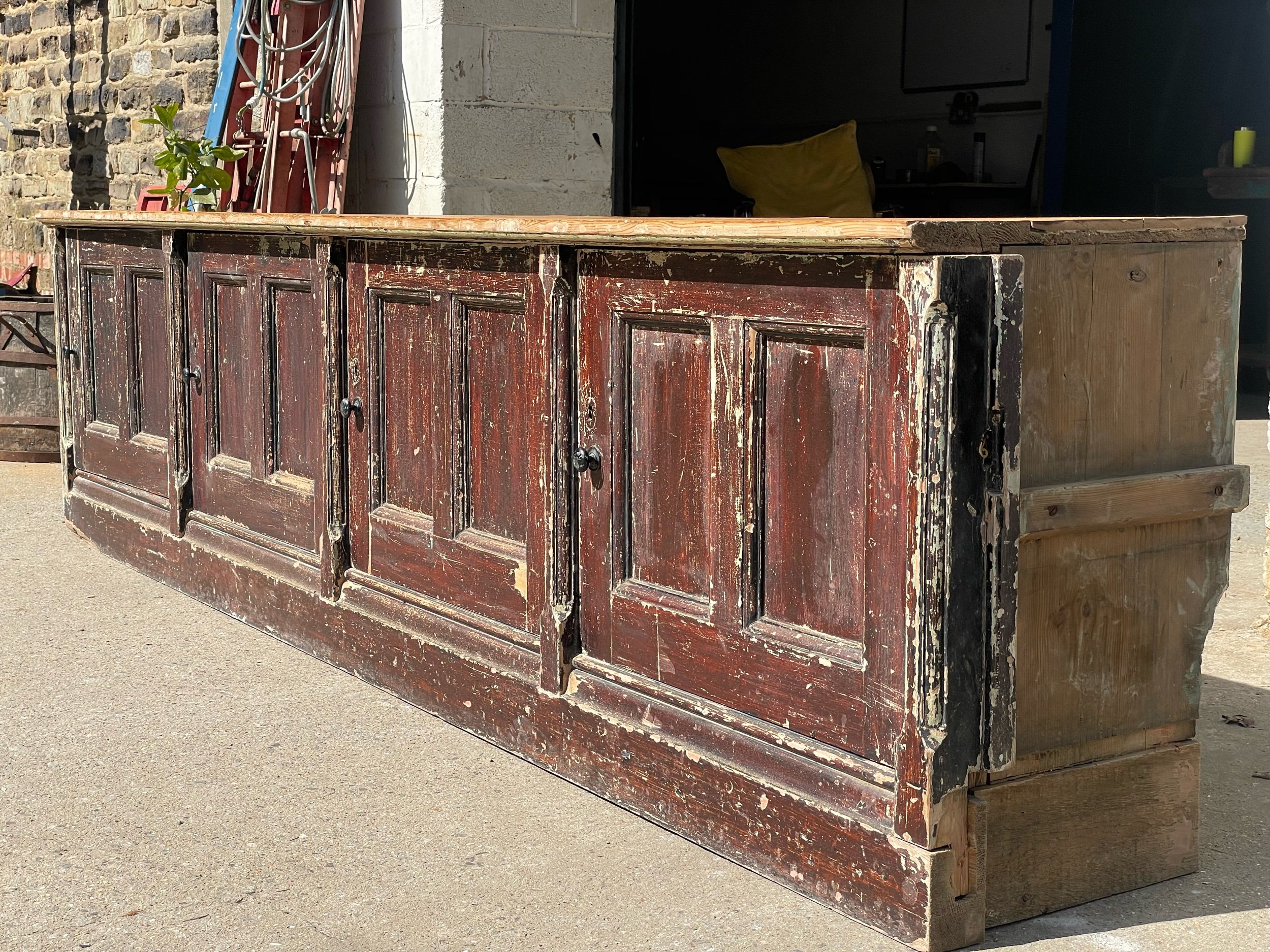 Georgian Dresser Base