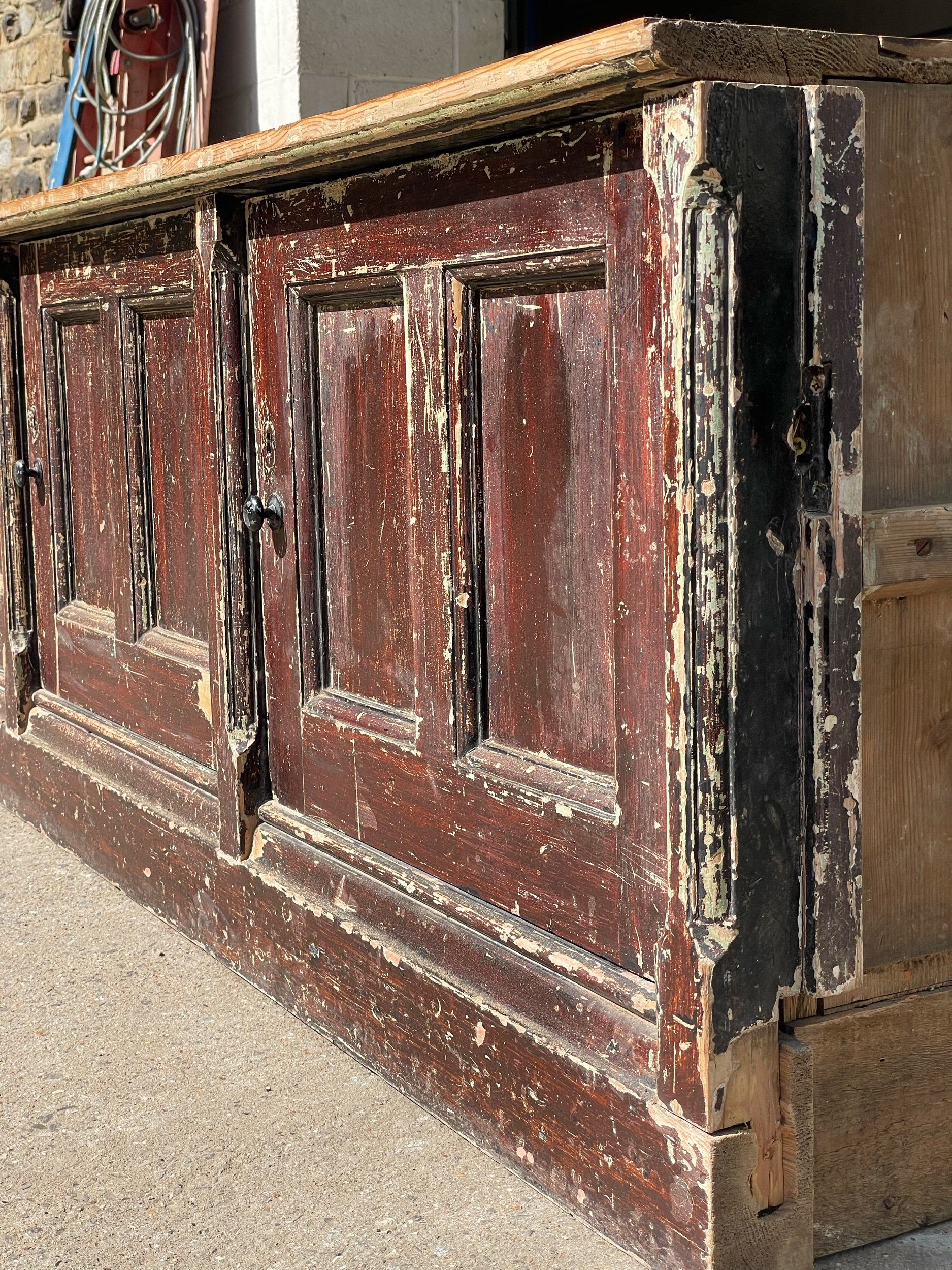 Georgian Dresser Base