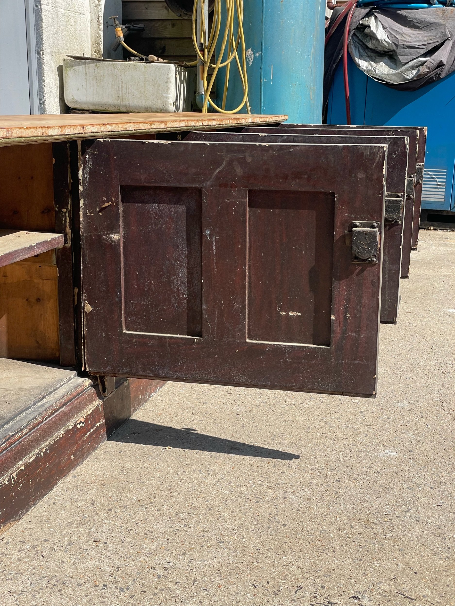Georgian Dresser Base