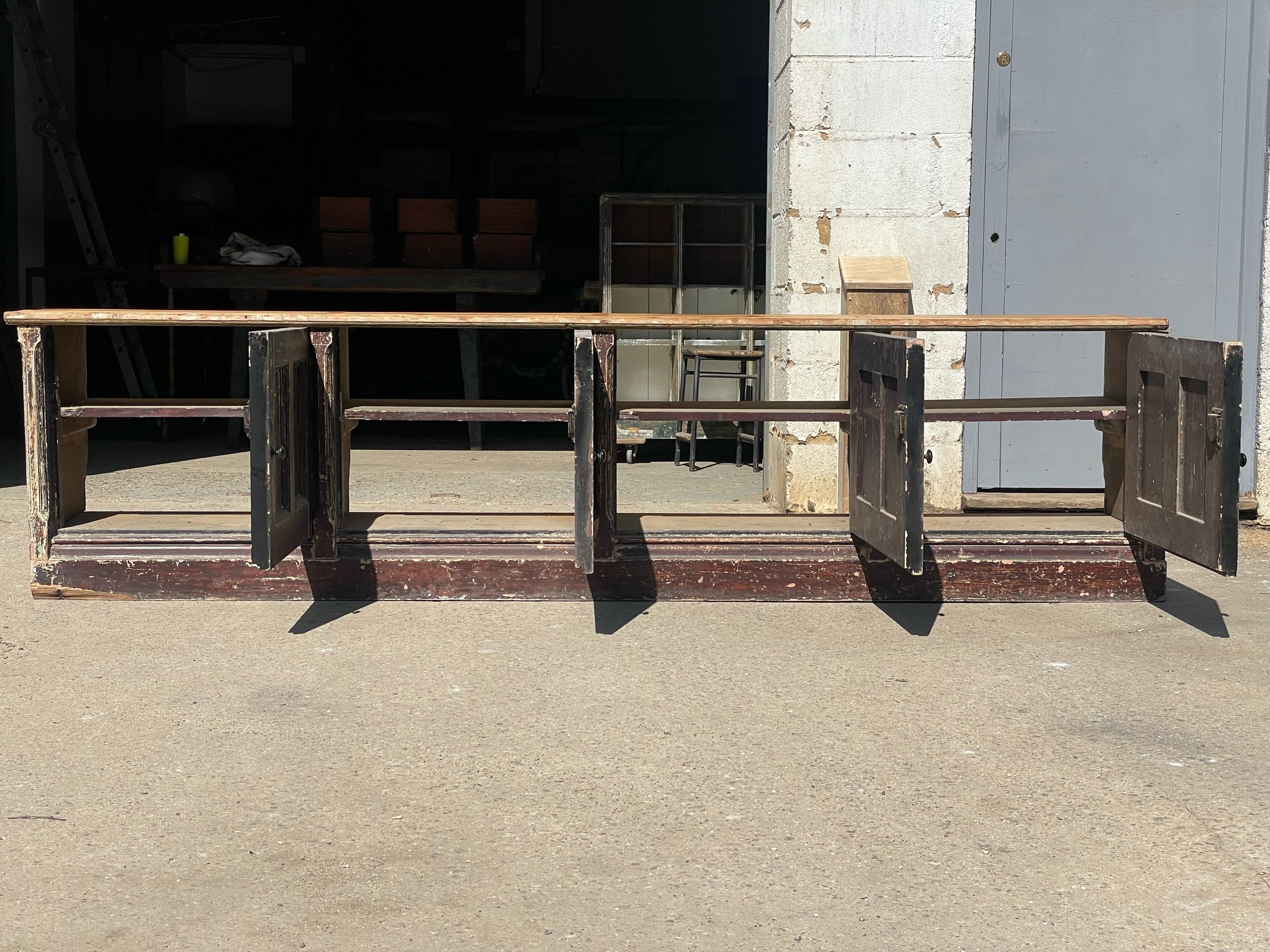 Georgian Dresser Base