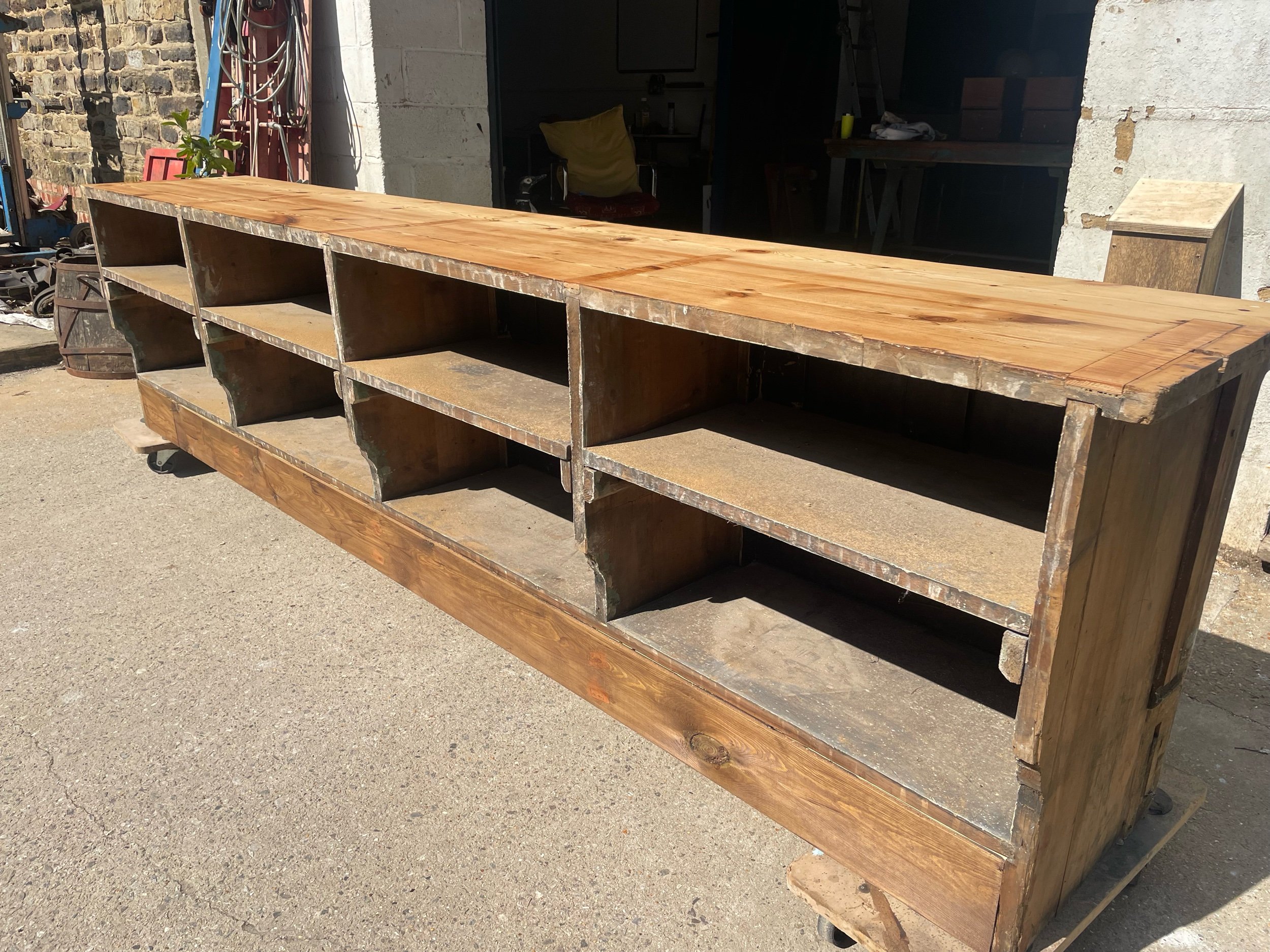 Georgian Dresser Base