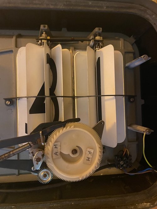 Italian 1960s Solari Udine Cifra 12 Station Flip Clock