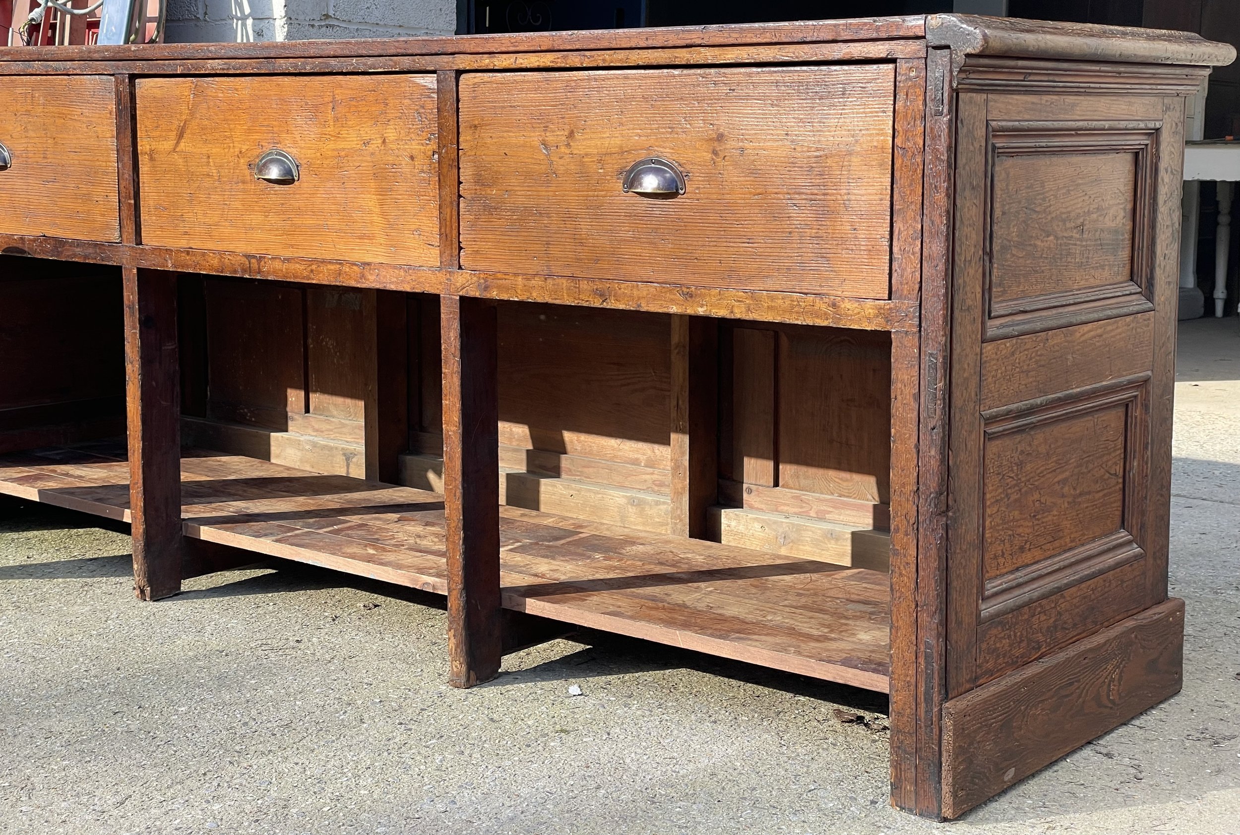Victorian Shop Counter