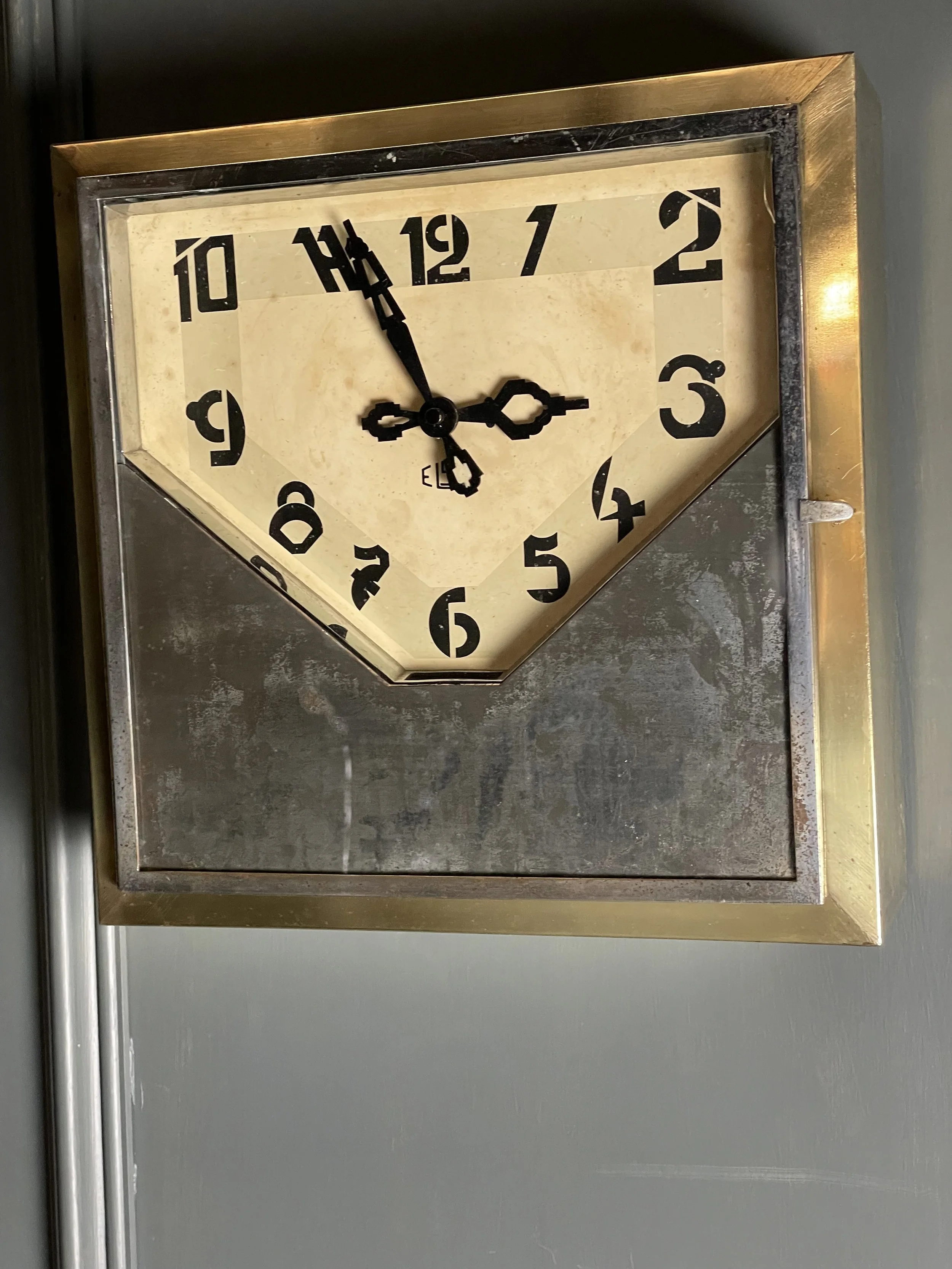 1930s Art Deco Clock