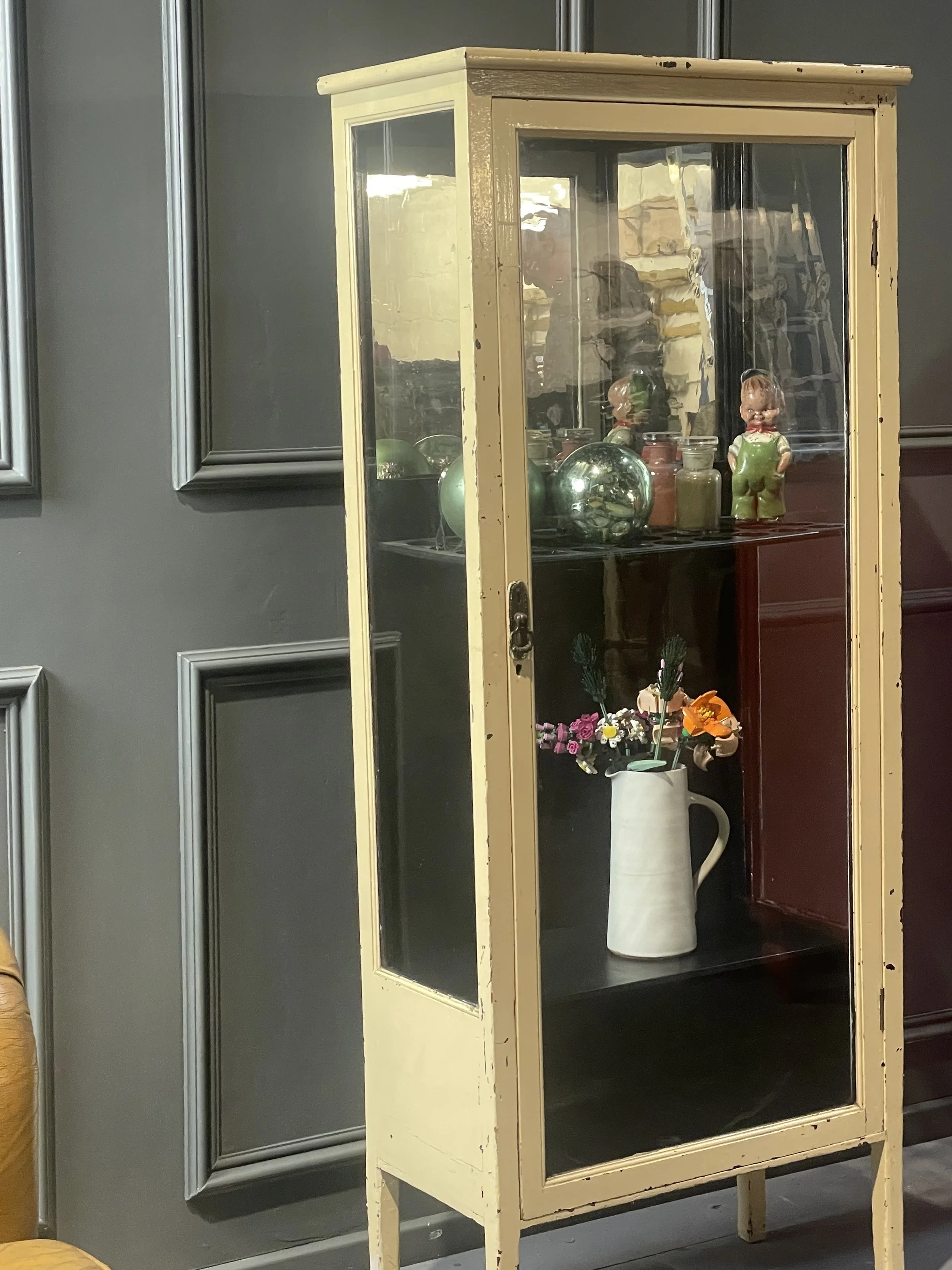 1920s Shop Display Cabinet