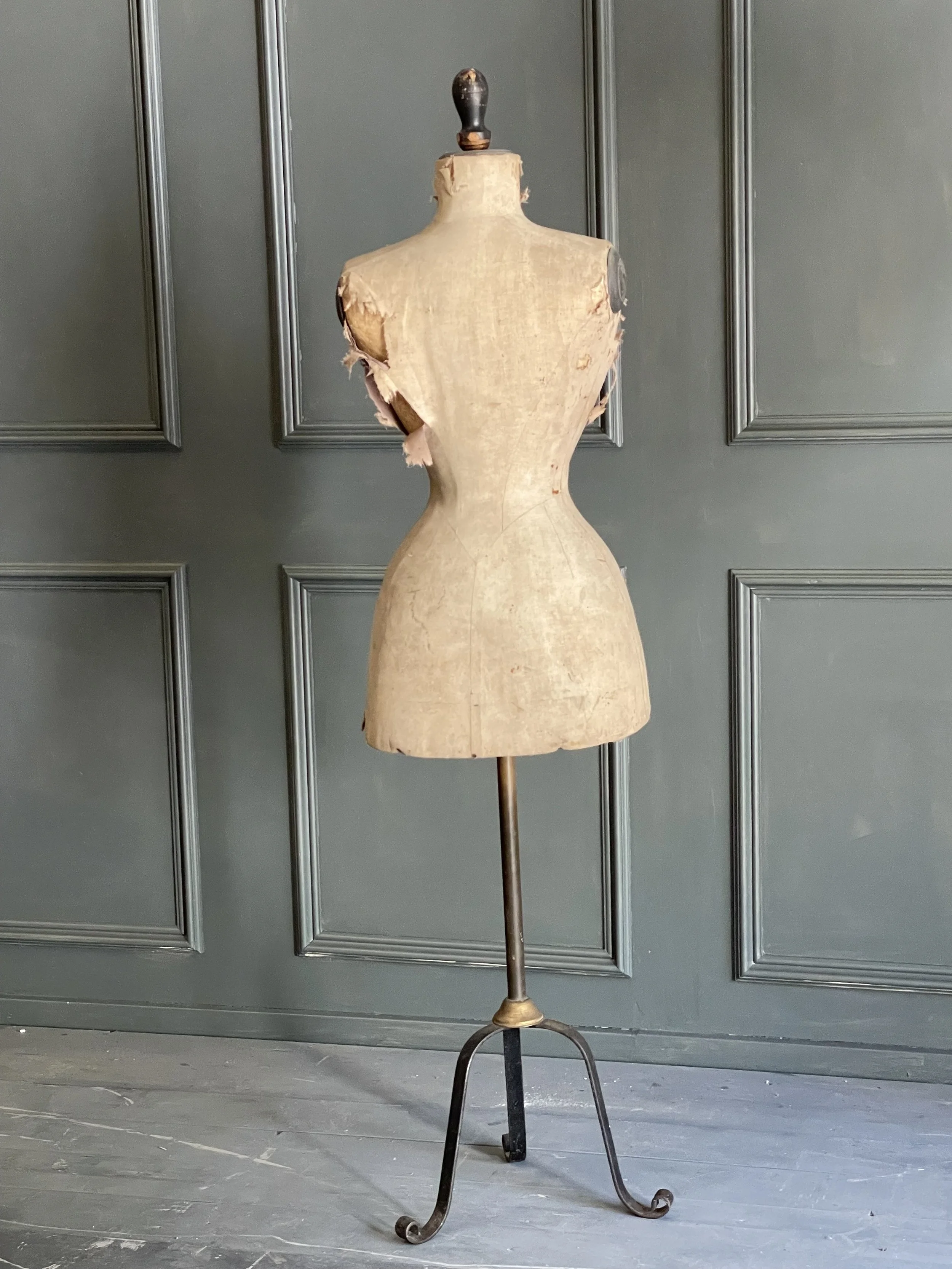 Antique Wasp Waist Mannequin