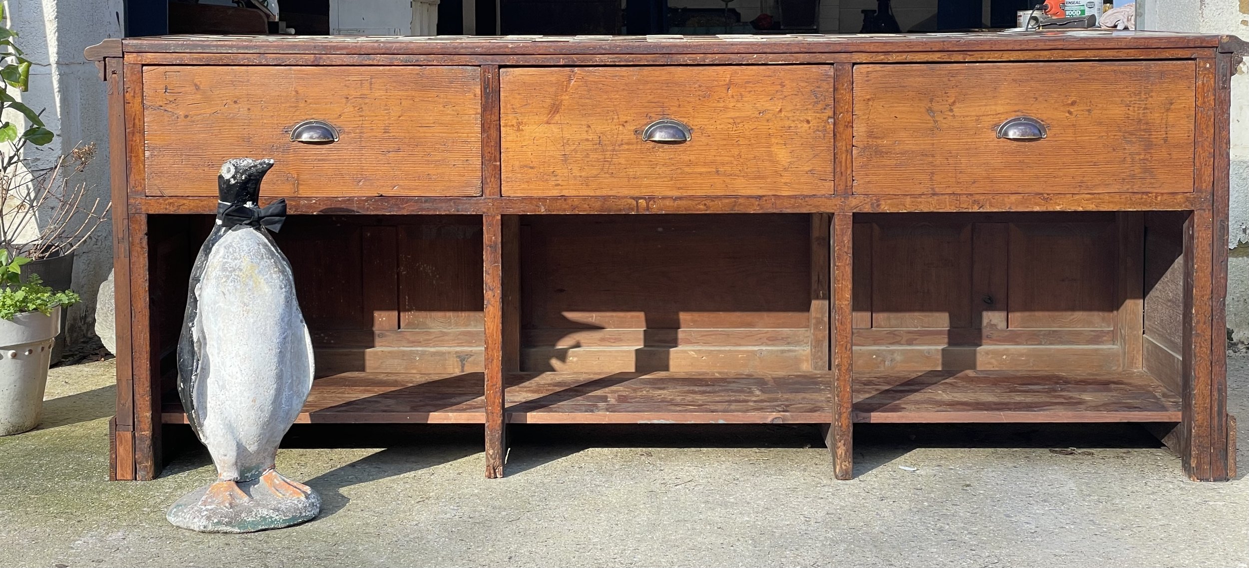 Victorian Shop Counter