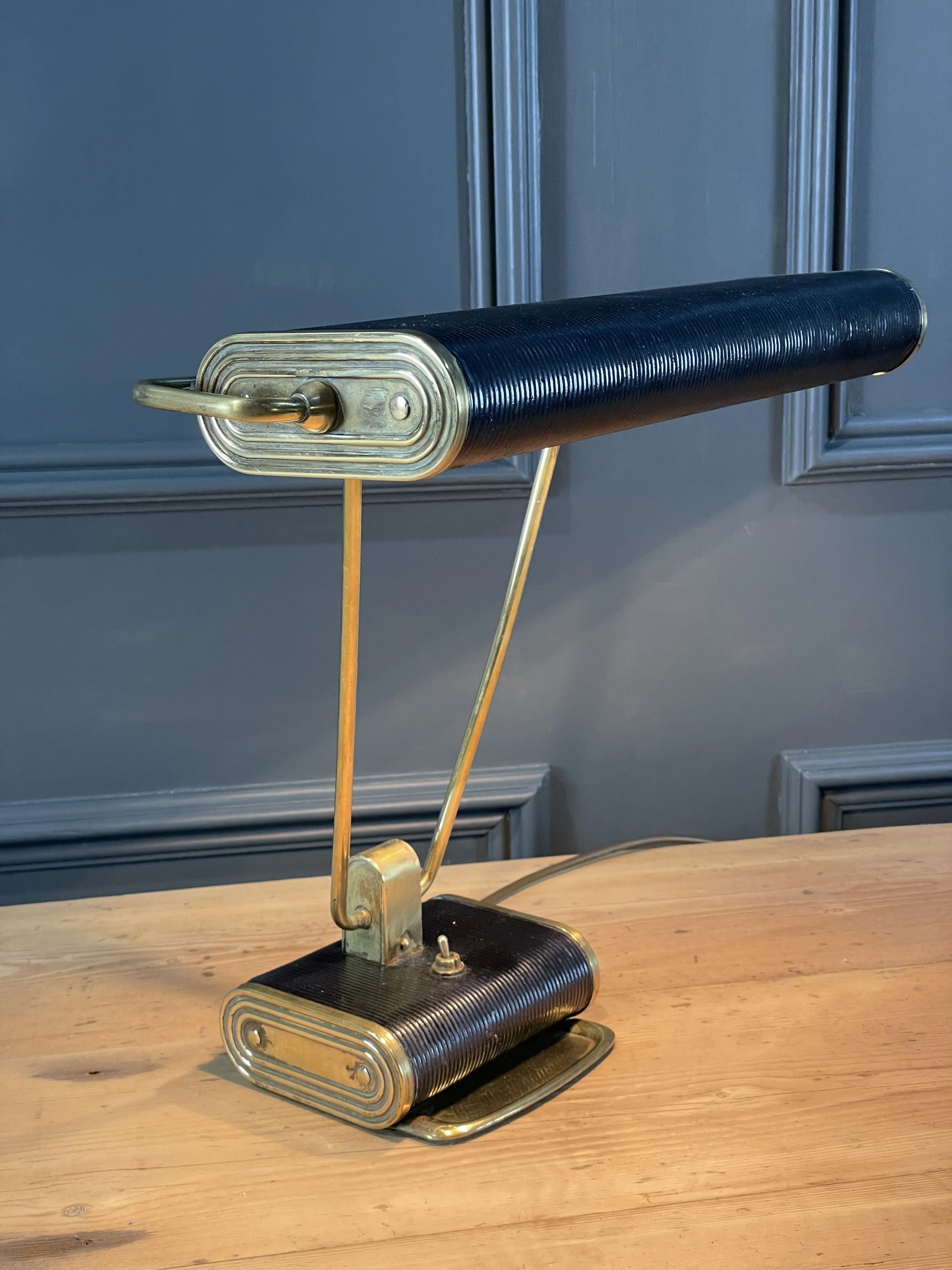 Eileen Gray Lamp