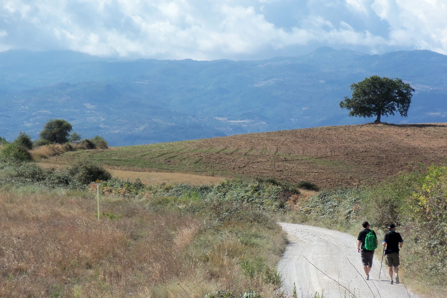 tuscany hiking tours