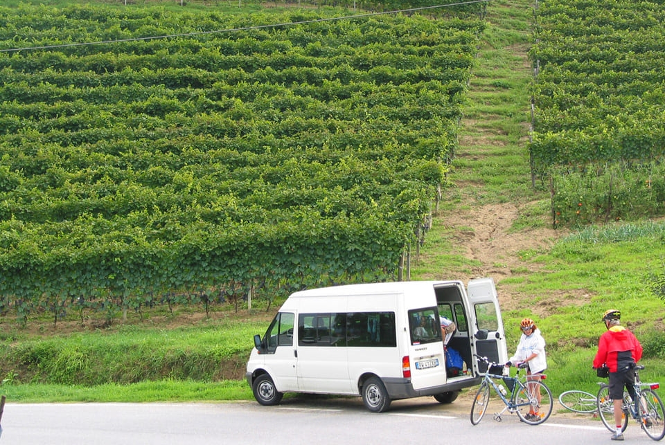 bike tours in italy