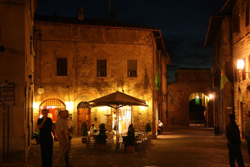 bike tours in san gimignano