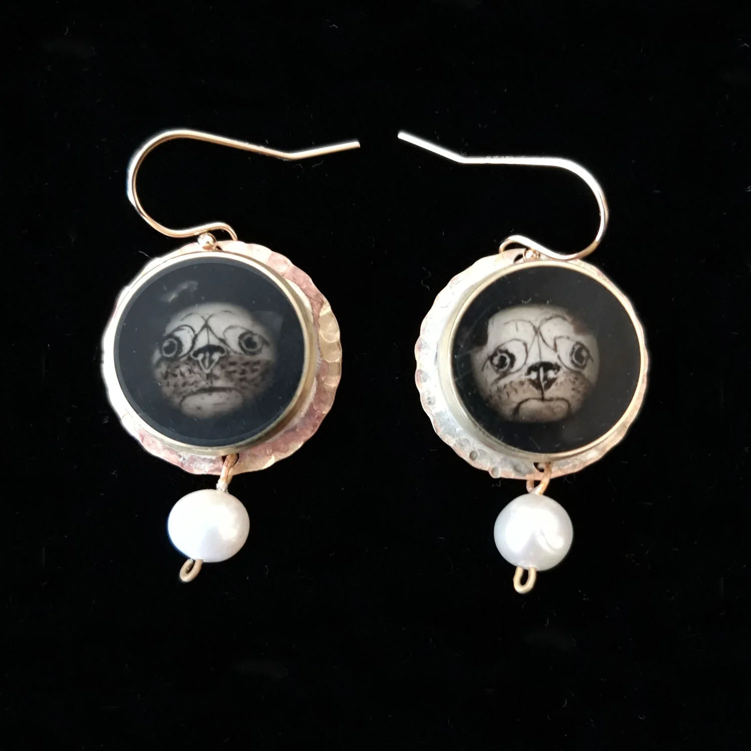 Bobby pug earrings