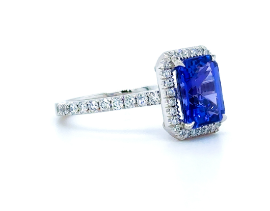Tanzanite and diamond ring view 2.png