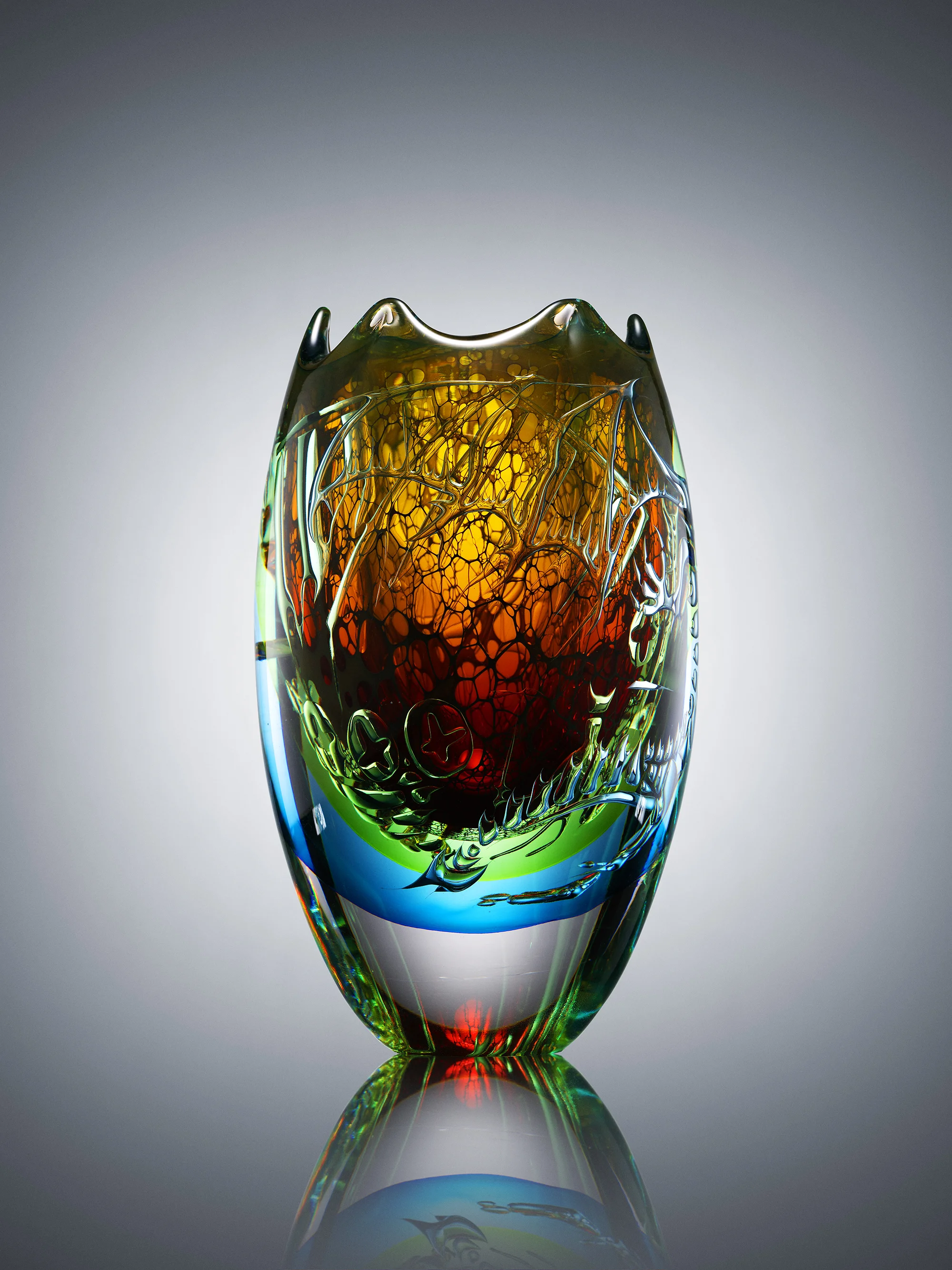 Micke Johansson, Explores, 2017, Double ariel glass, 14 x 6 x 6 in., Courtesy of Graariel Ltd