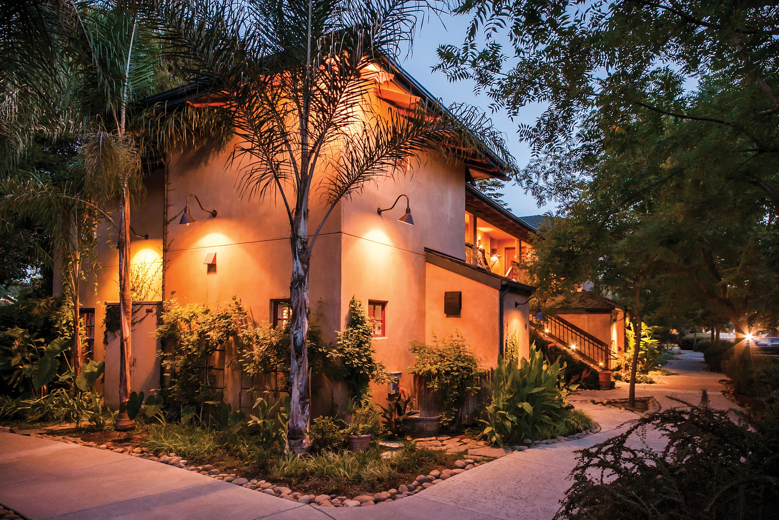 Photo of Exterior building view at dusk