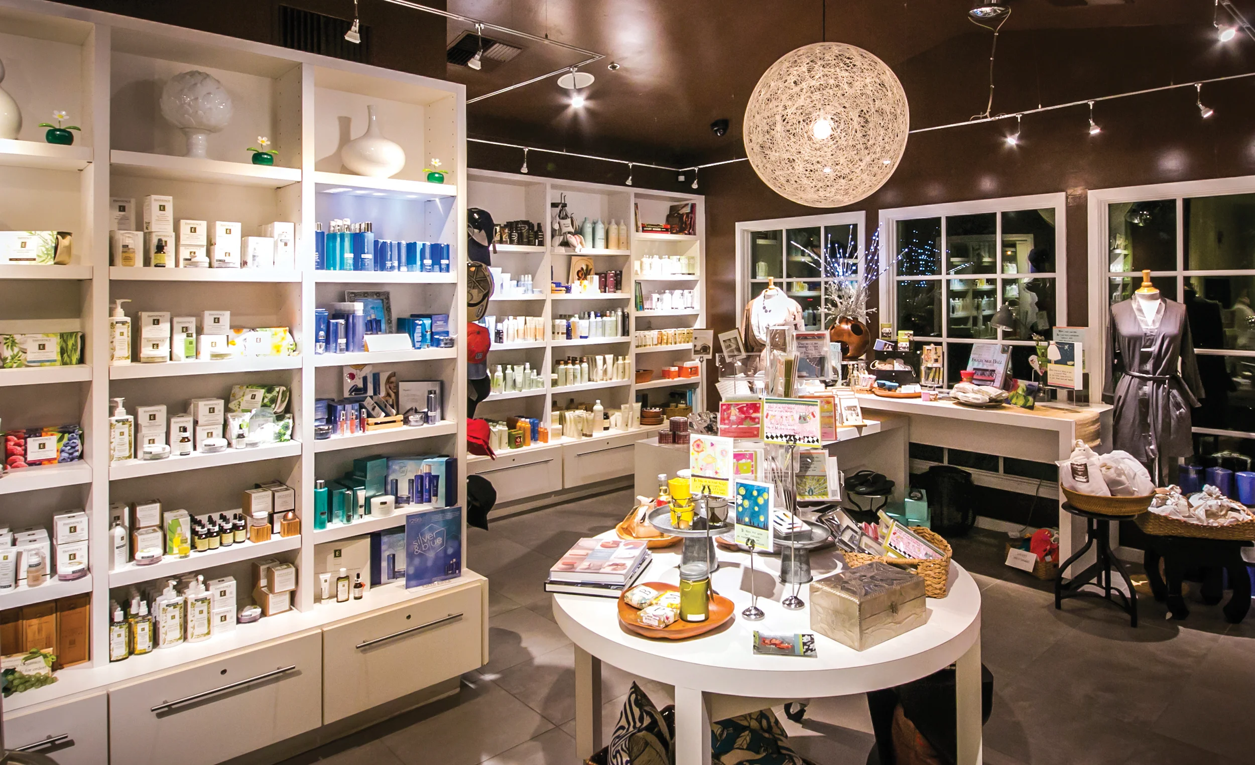 photo of the nest retail boutique