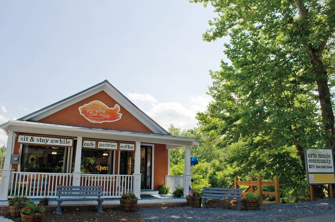 The-River-House_NB_1.jpg