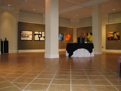 Jean and James Fort Gallery