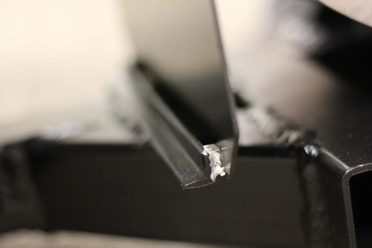 10-magnet-cover.jpg