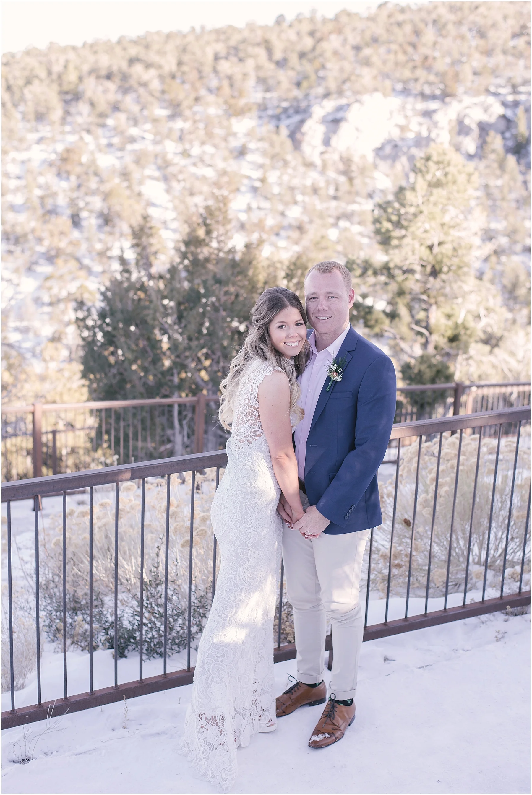 las_vegas_winter_mount_charleston_elopement_photos_blog-21.jpg
