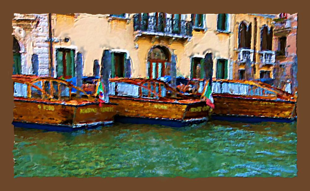 official-boats-at-rest-on-the-grand-canal.jpg