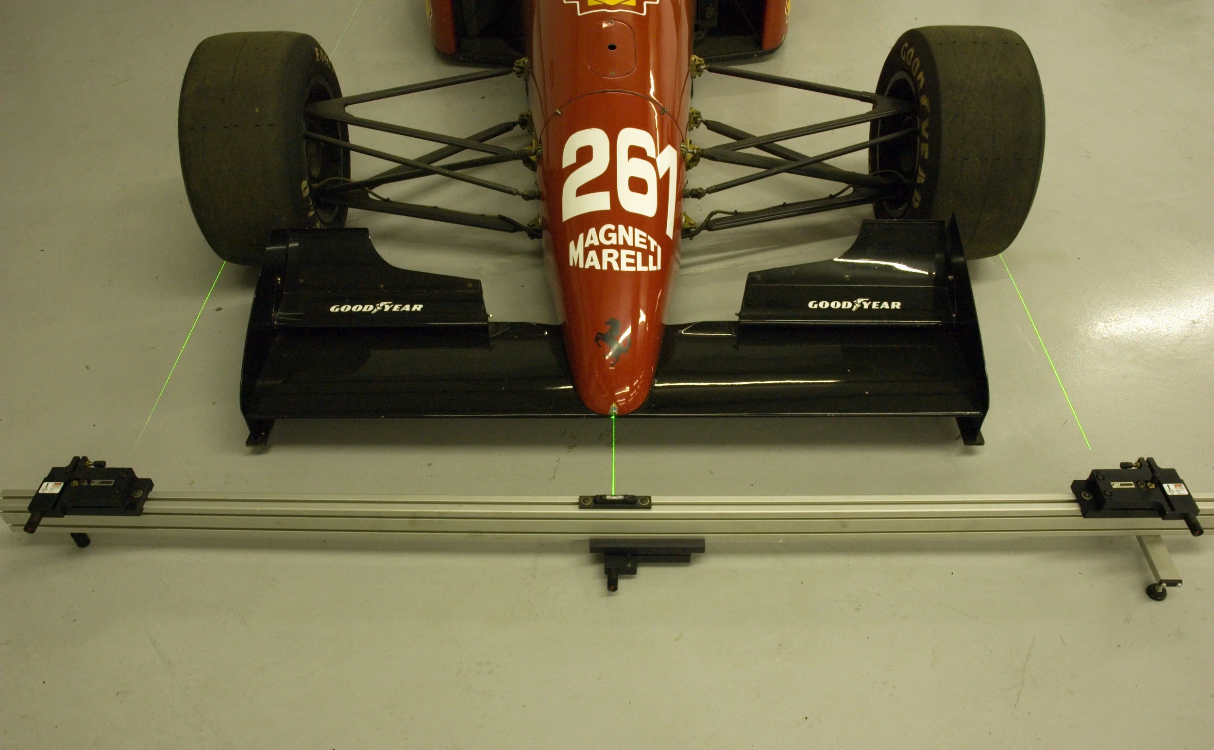 Fast, Easy, and Accurate Fast, accurate measurements that can get the job done 10 times faster than a typical string wheel alignment. No strings to set up, be ready to go in just a single placement.