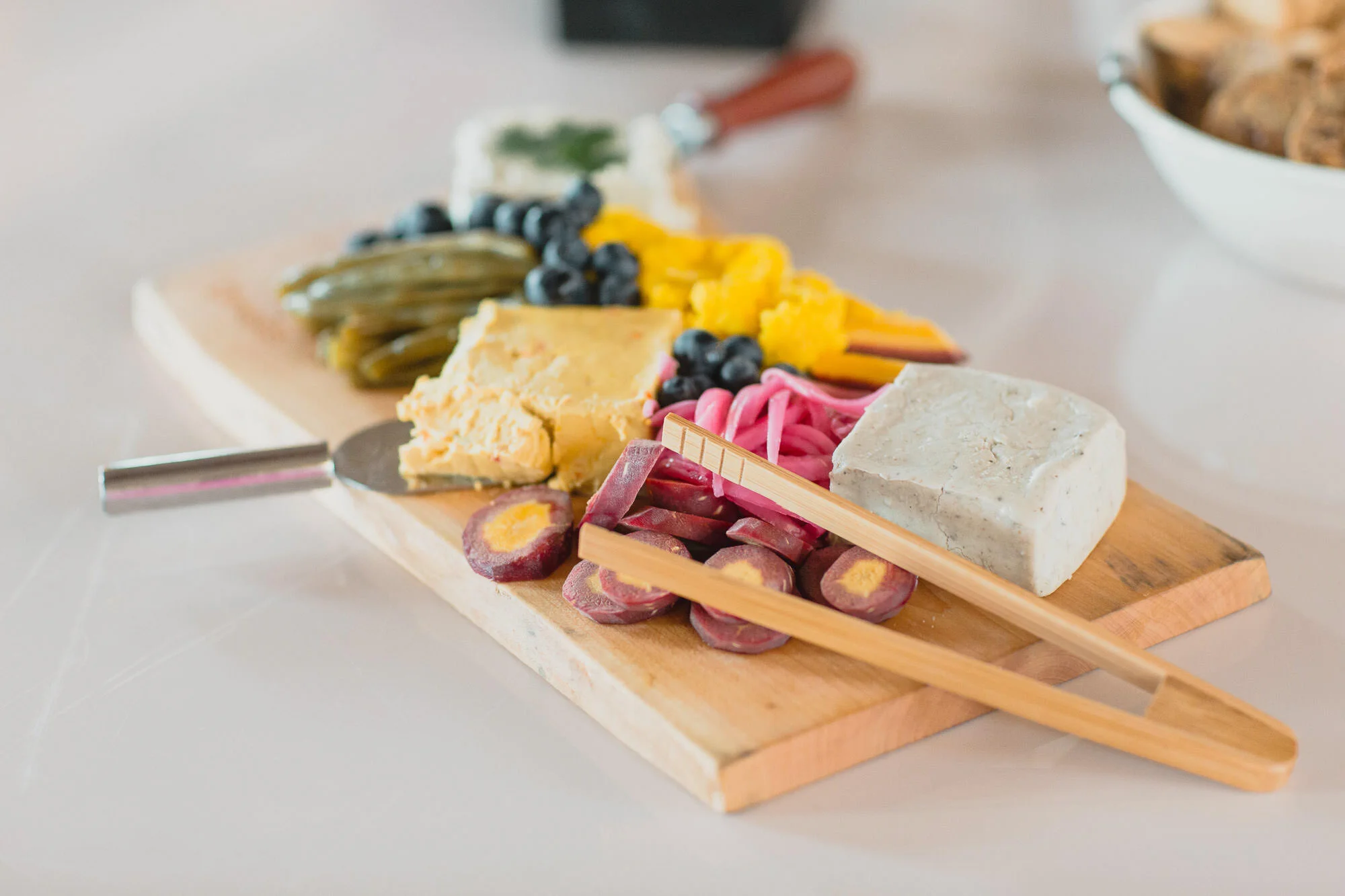 minneapolis-small-business-soiree-dinner-party-rocket-science-event-design-cadence-eli-photography-11.jpg