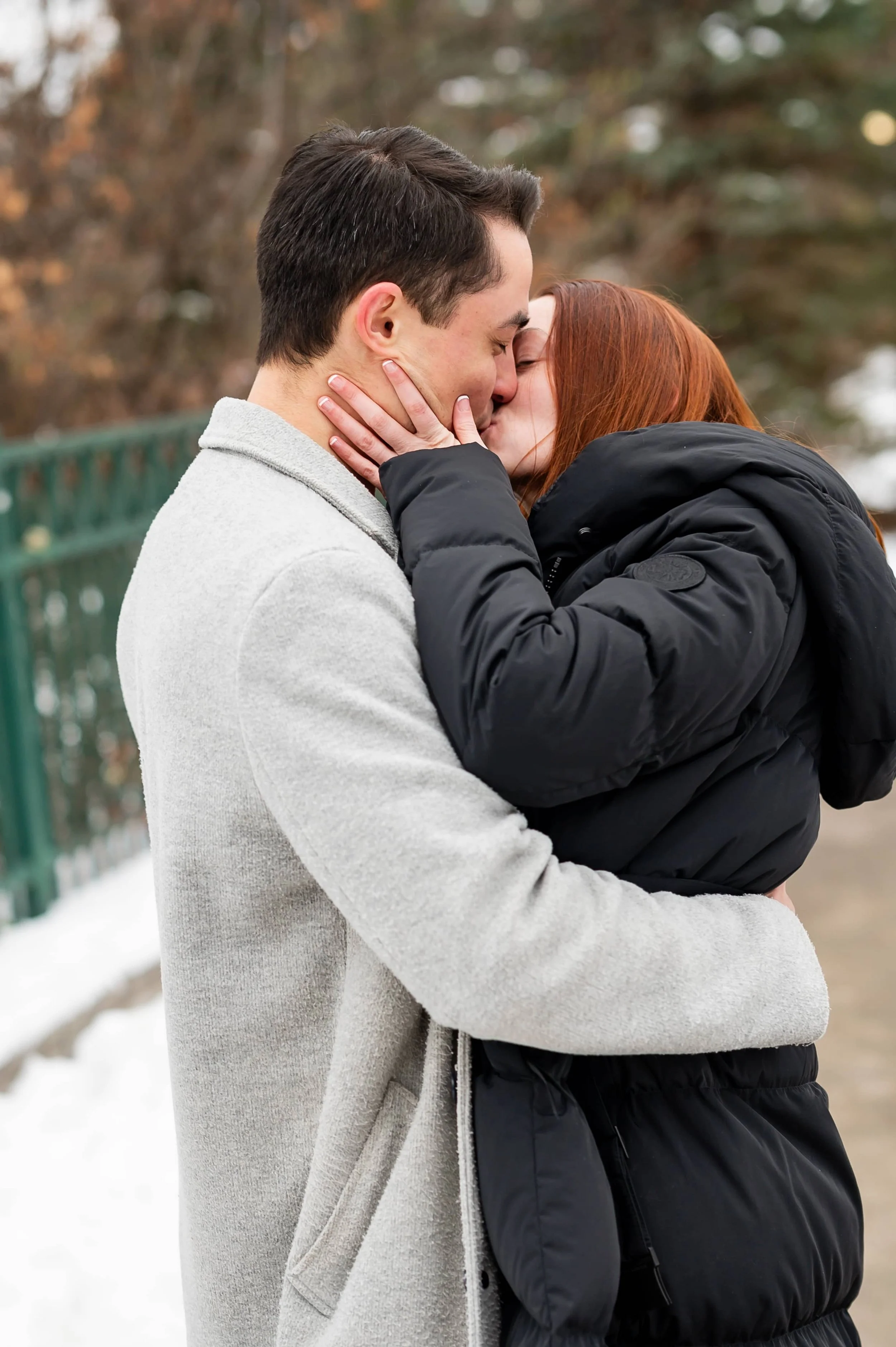 intimate-kiss-engagement.jpg