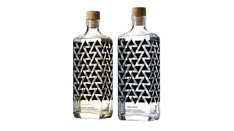 viva-xxxii-reposado-tequila-800x1500.jpg