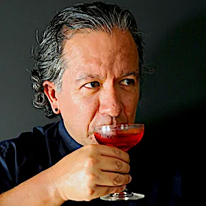 nico-headshot-300x300.jpg