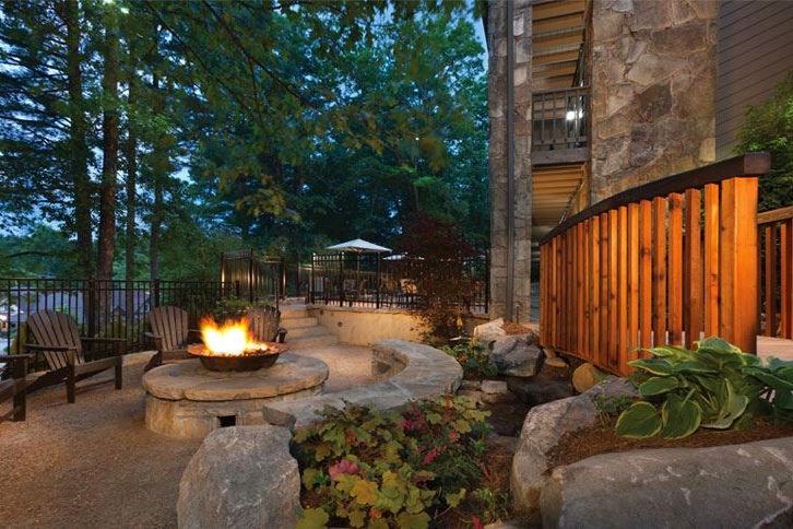 200-main-highlands-fire-pit.jpg