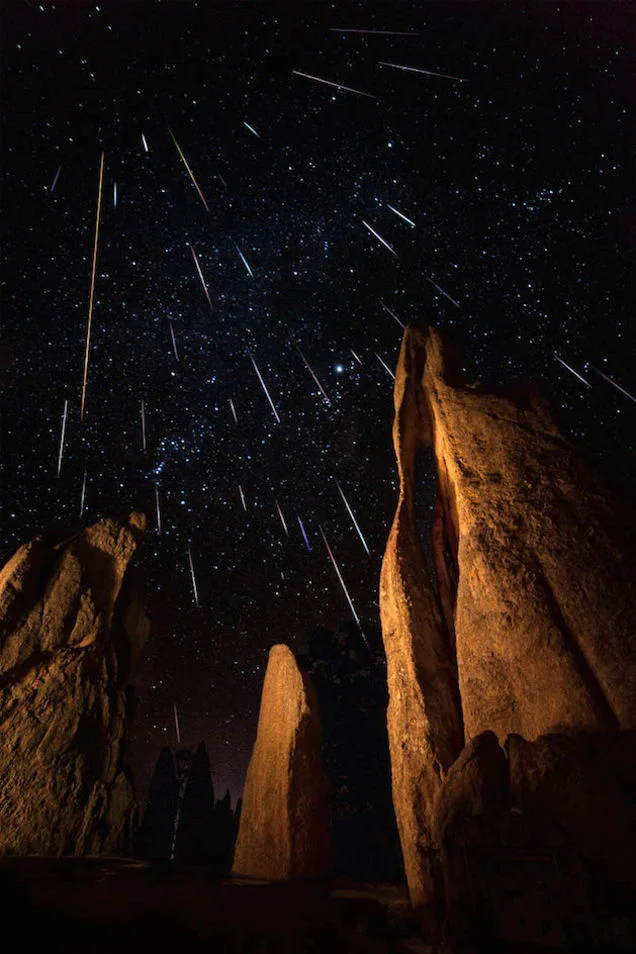 The 2012 Geminids over South Dakota. Image credit: David Kingham .