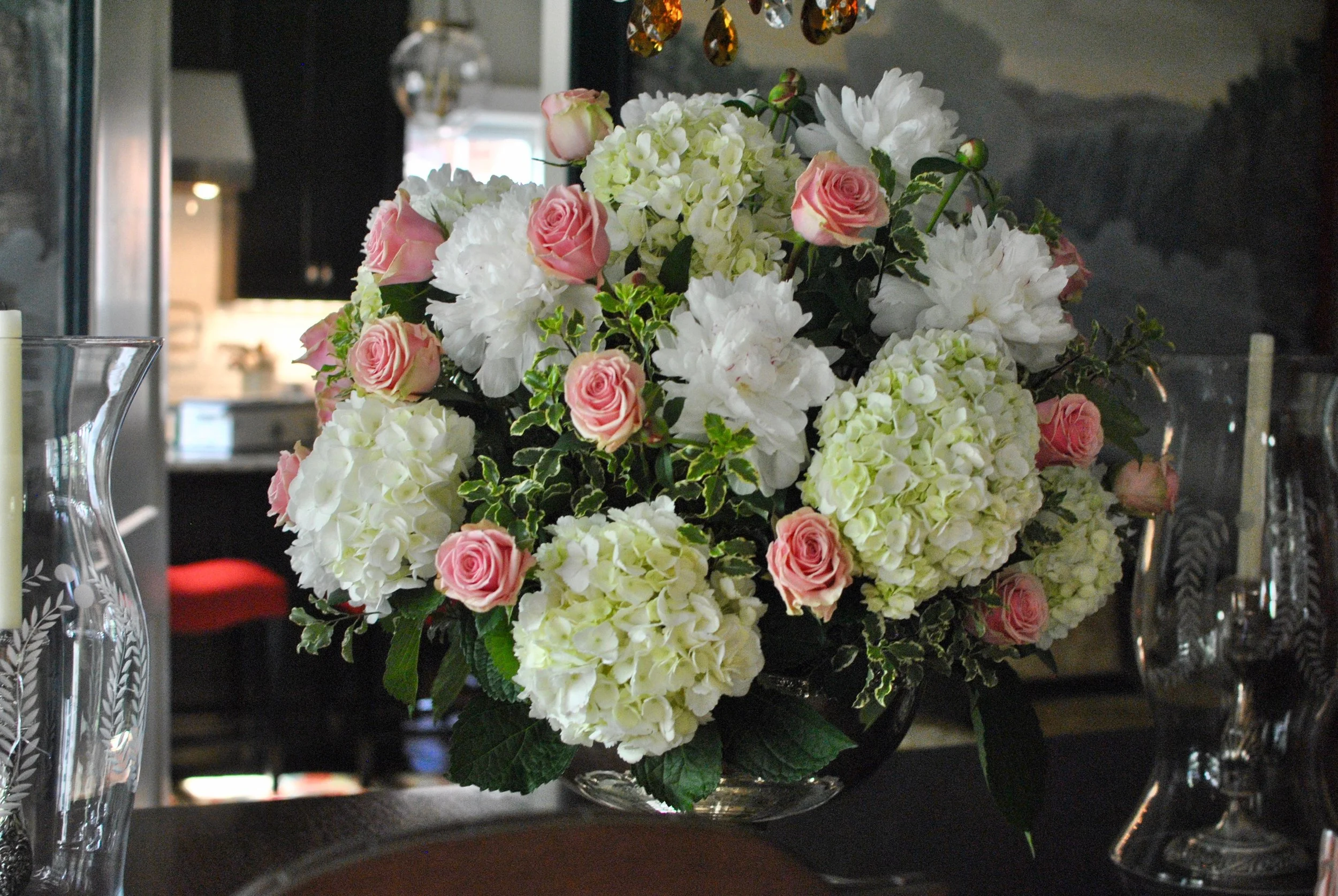 Breathtaking flowers on the dining room table.