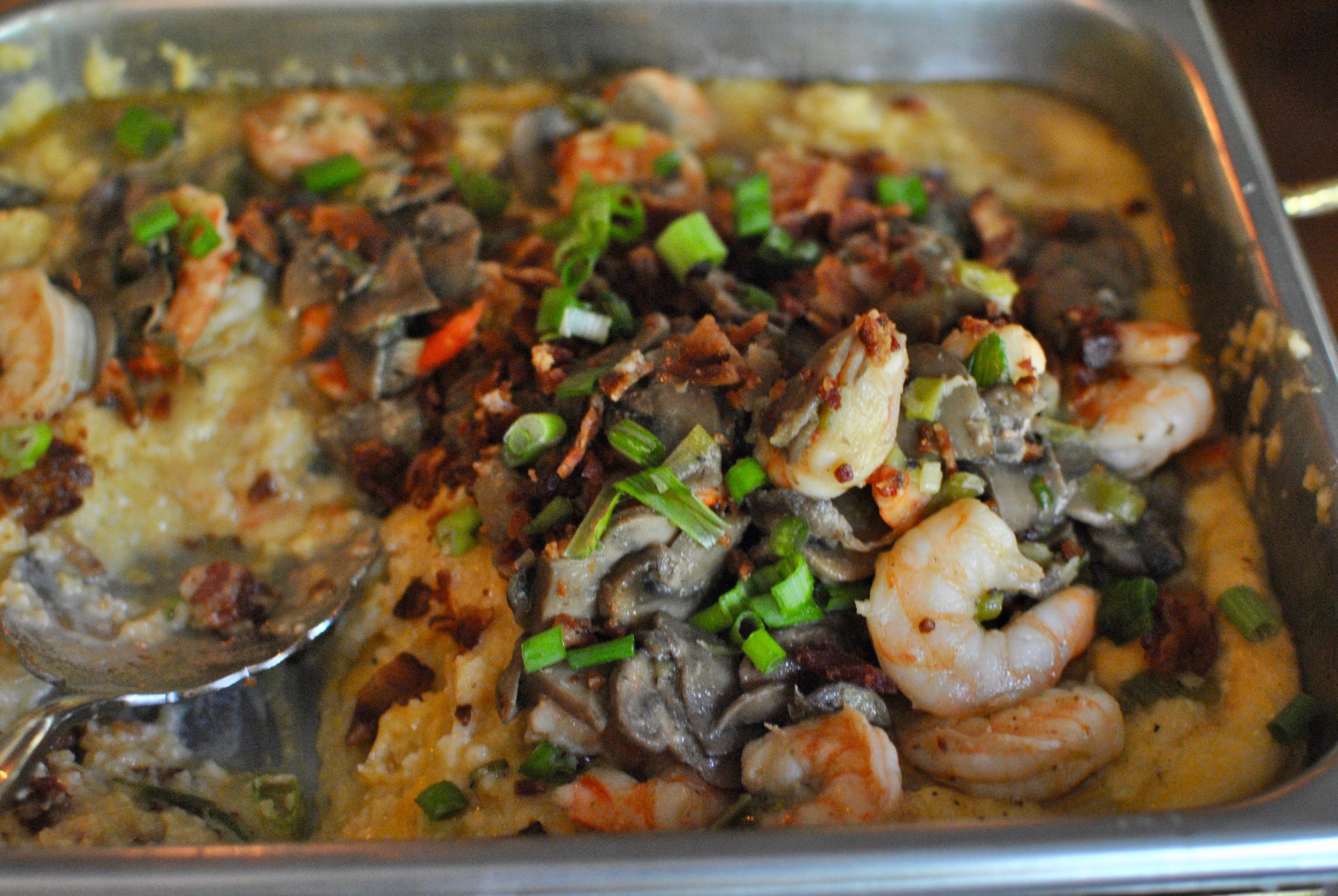 Shrimp and grits 