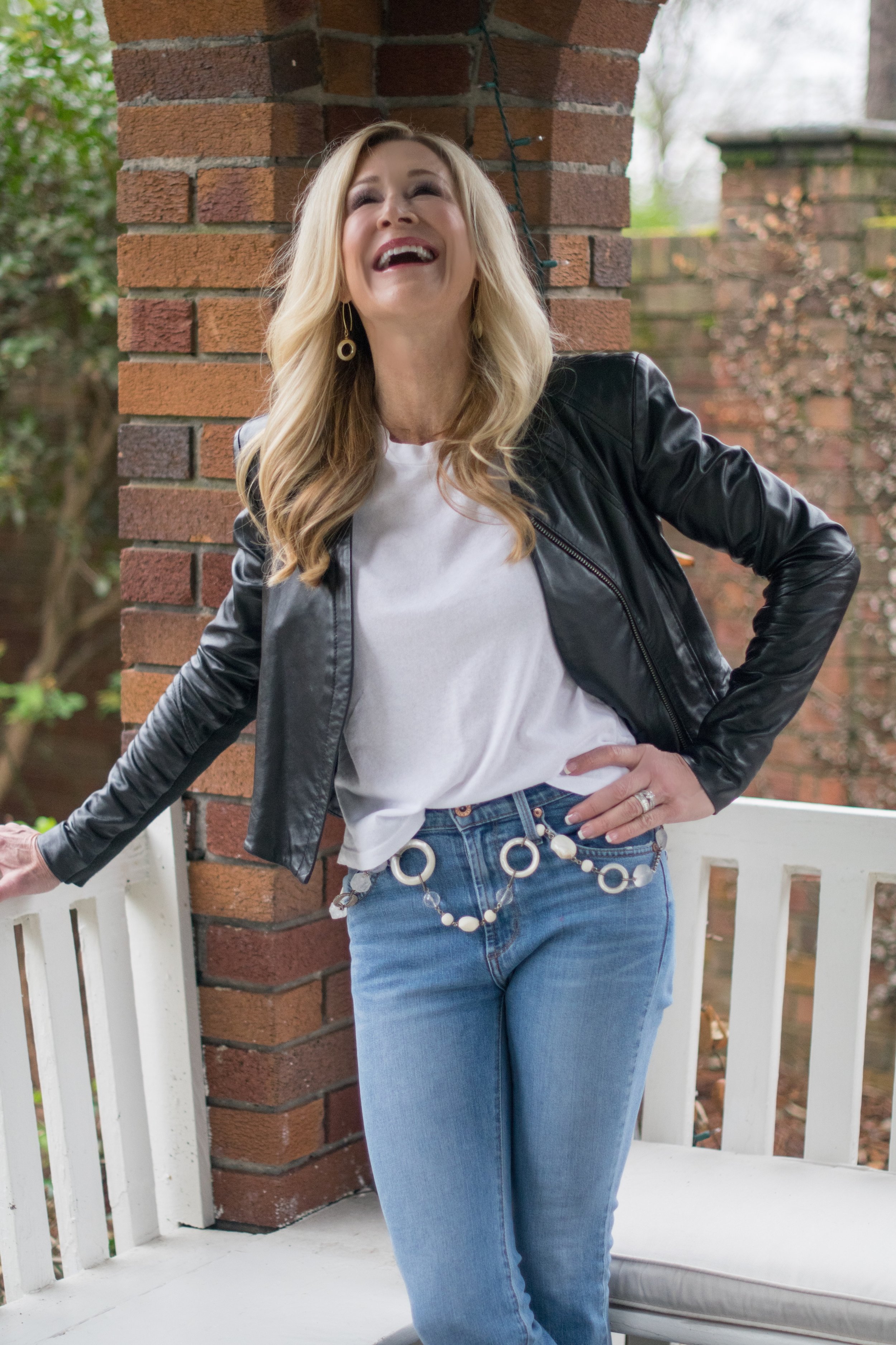 2 Ways to Wear Cropped Flare Jeans - Mixing and Matching High and