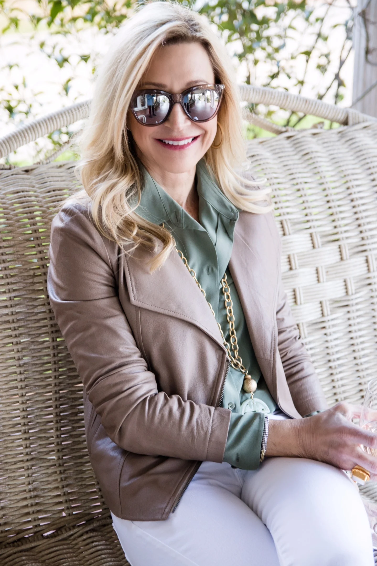 Neutral Spring Outfit Idea