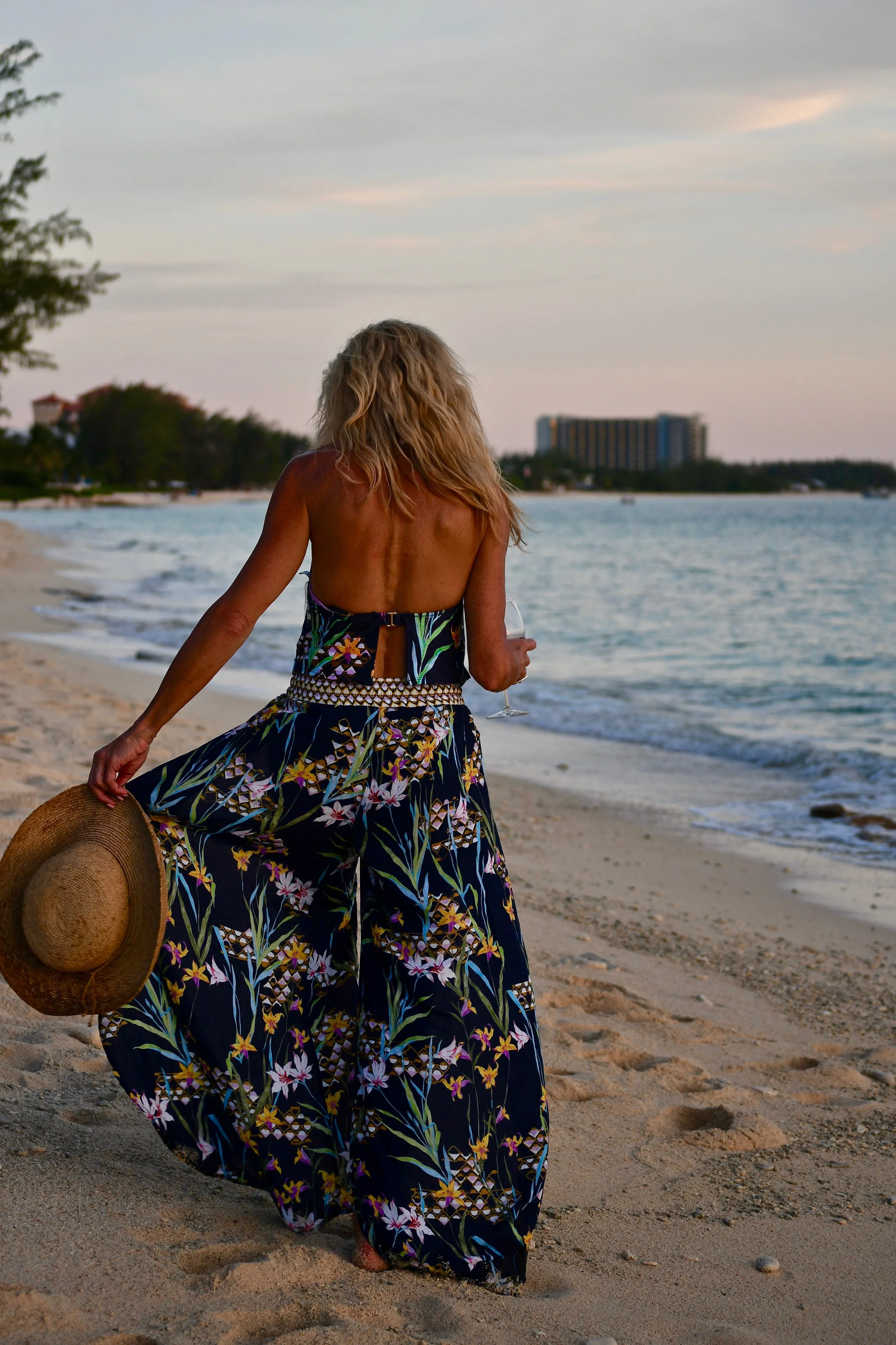 Trina Turk swimsuit with beach pants - Grand Caymen