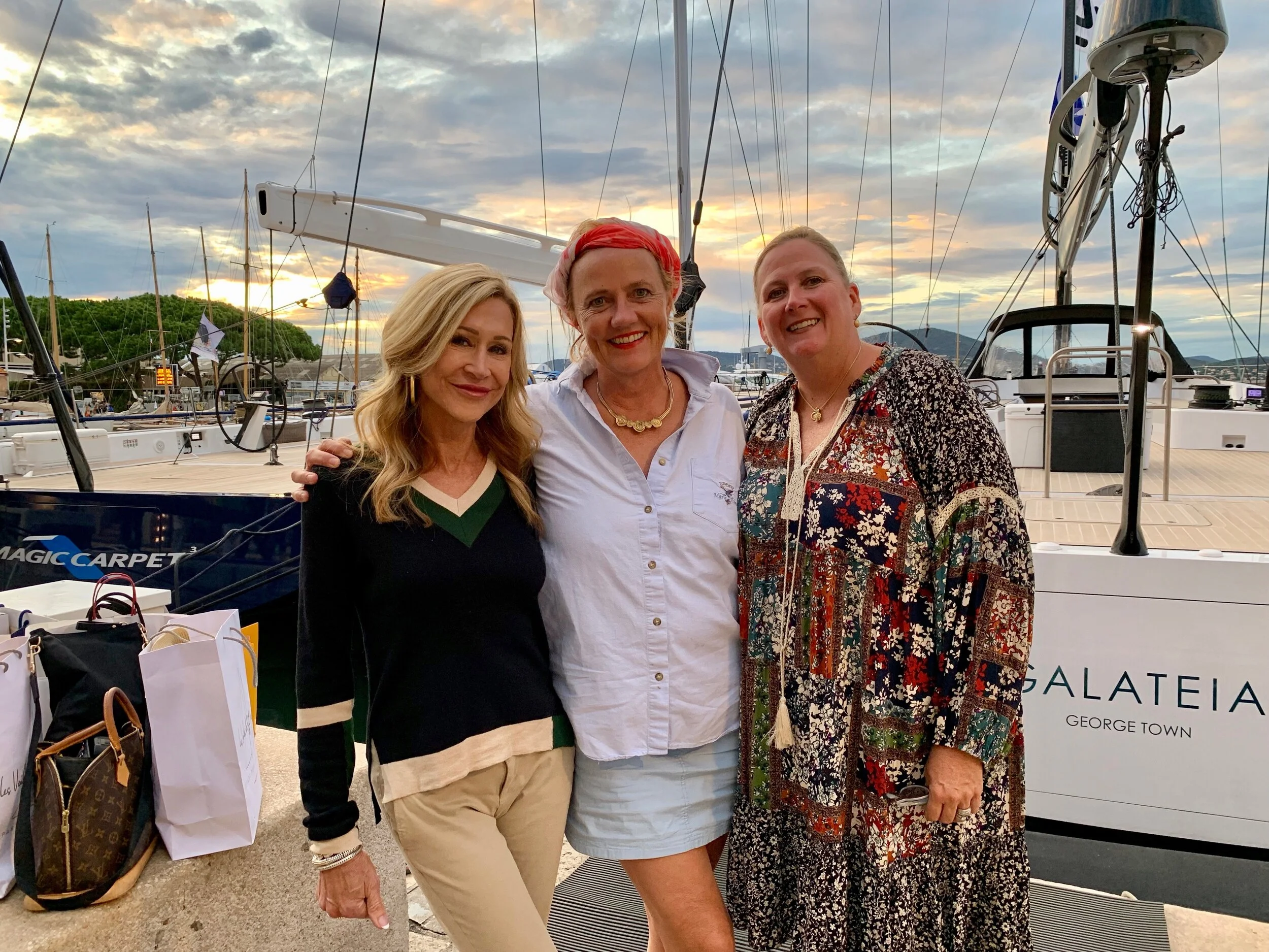 Good Friends in Saint Tropez - Crazy Blonde Life